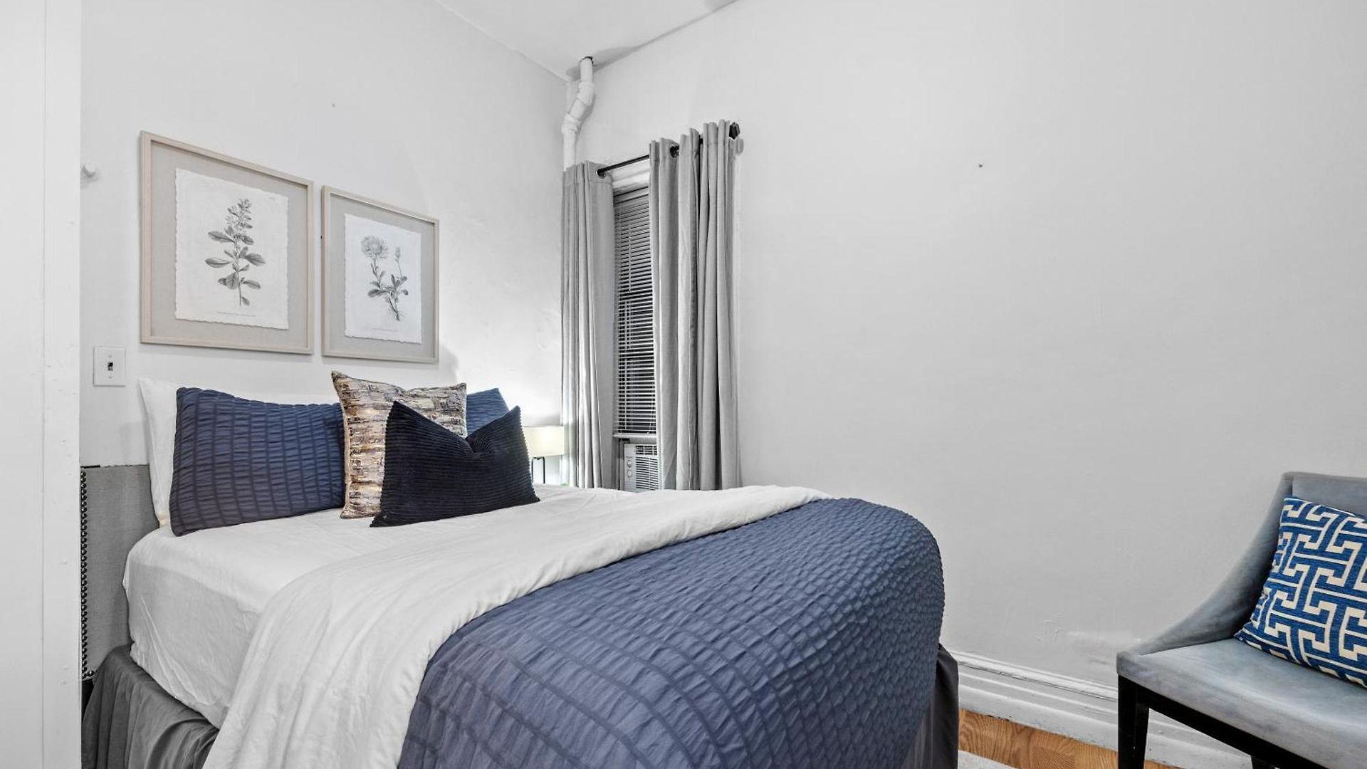 Apartment 2br Walk To Restaurants & Time Square