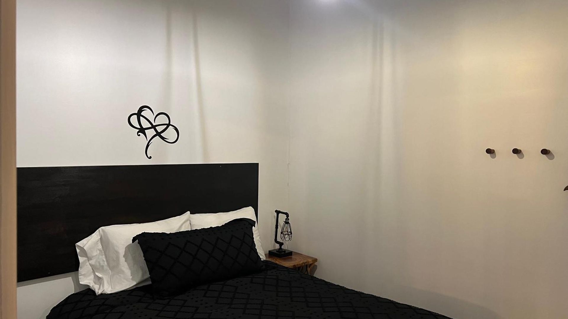 Nyc Speakeasy-bedstuy Chapel *