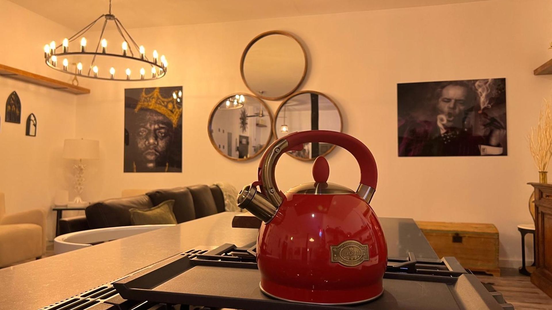 Nyc Speakeasy-bedstuy Chapel Apartment *