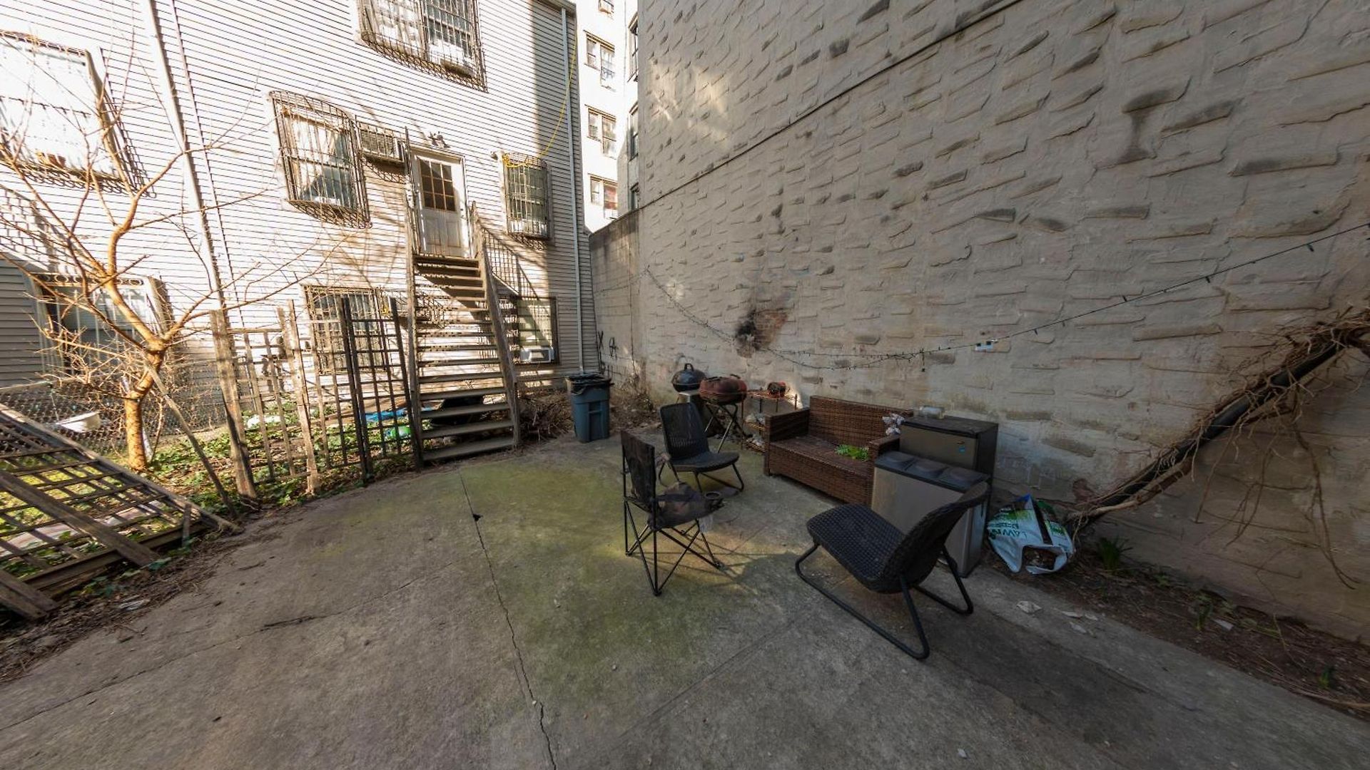 Central & Affordable Williamsburg Private Bedroom Close To Subway