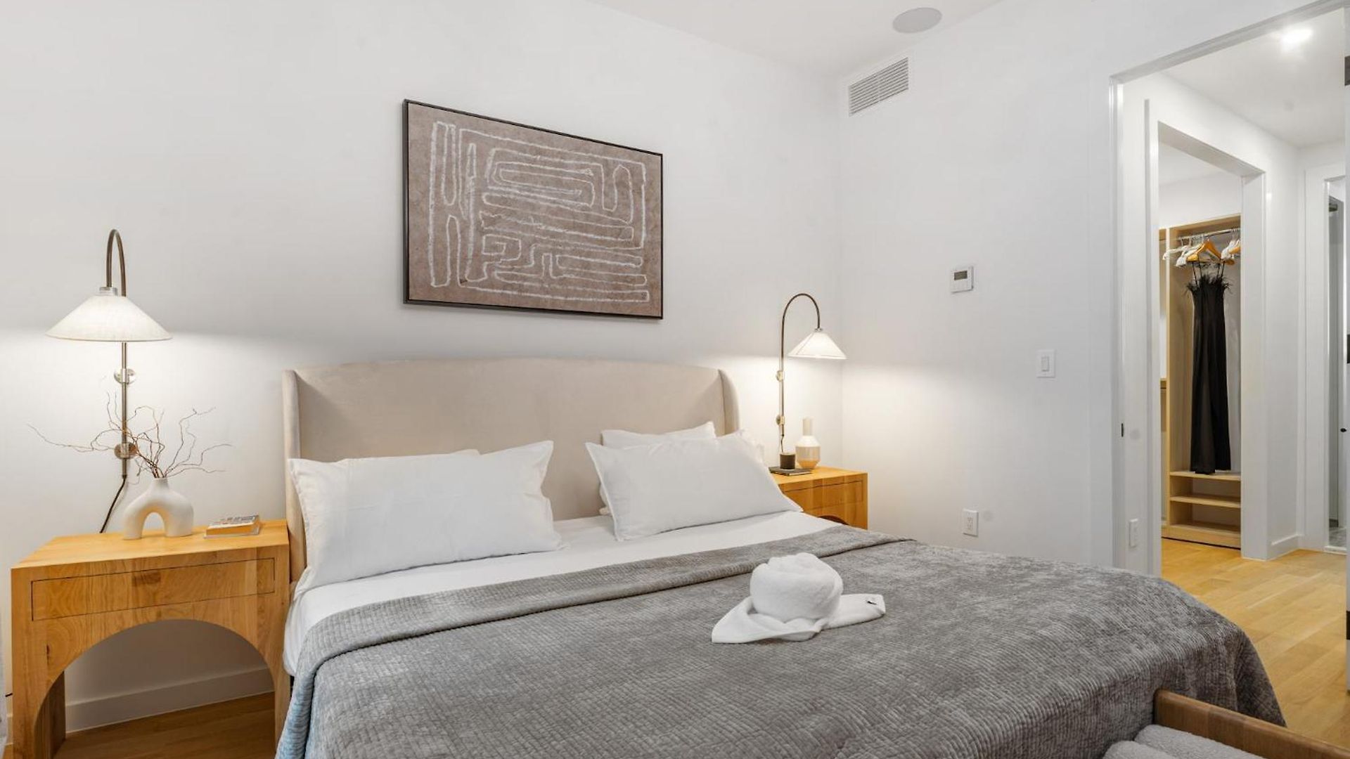 Luxurious Harlem With Modern Amenities, Outdoor Patio! * New York