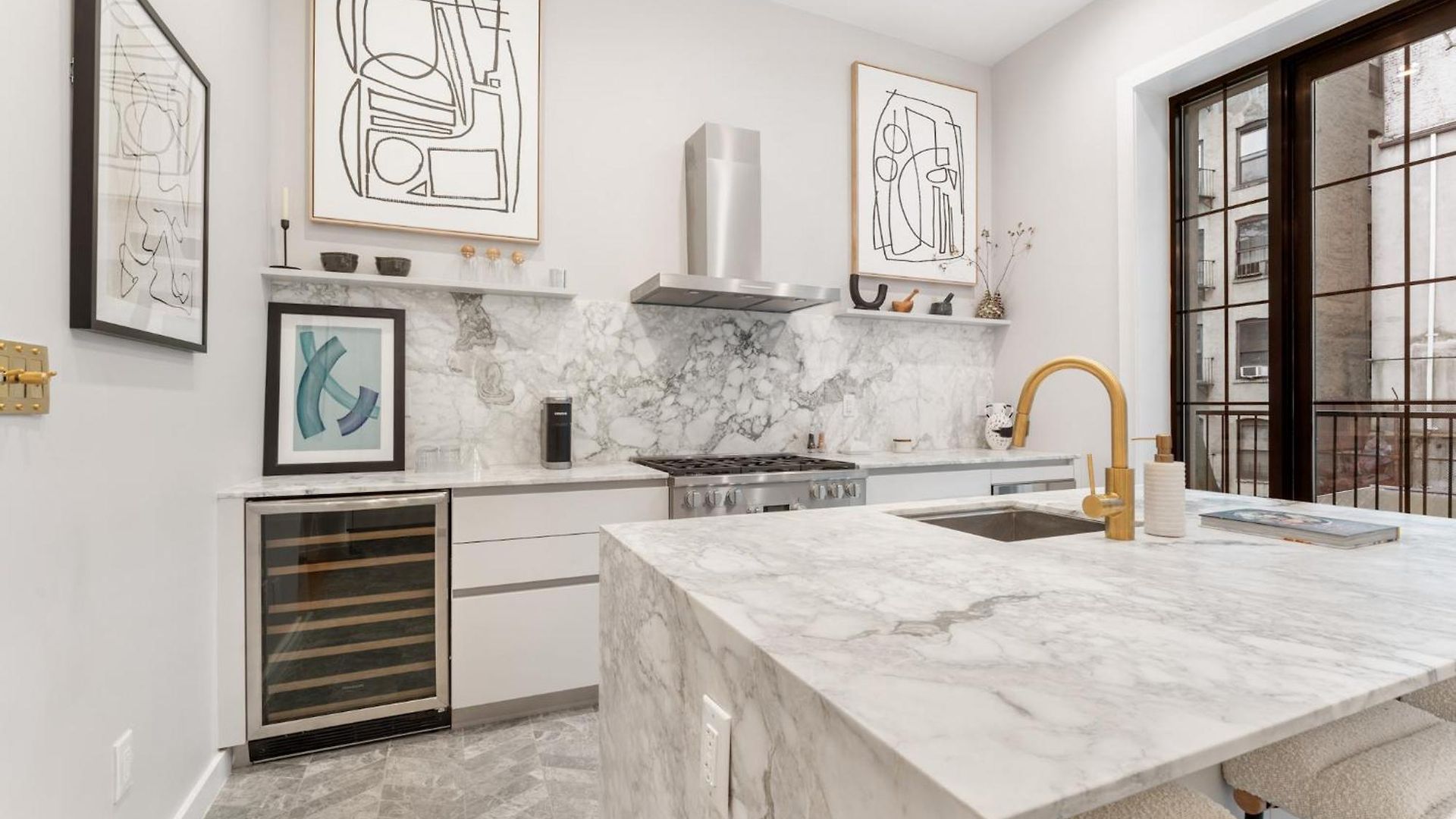 Apartment Luxurious Harlem With Modern Amenities, Outdoor Patio! New York