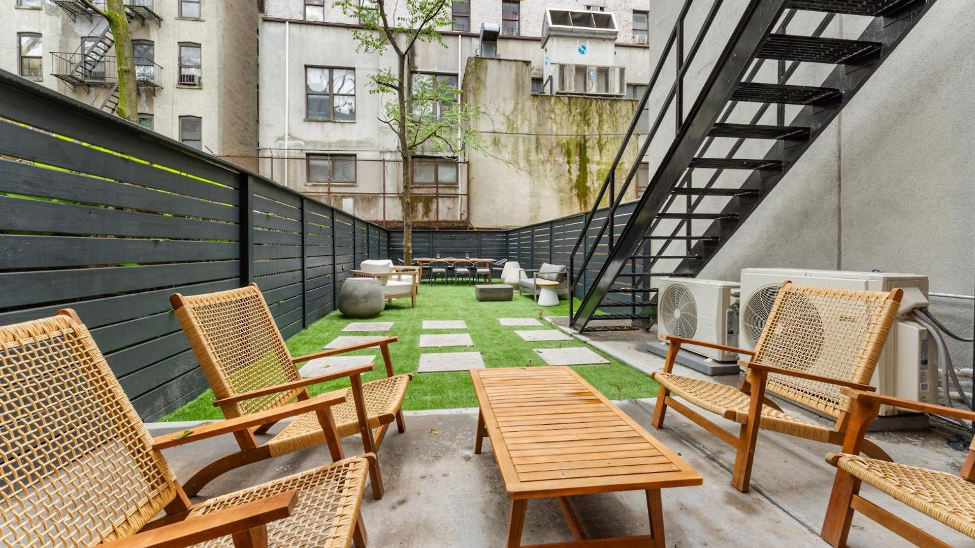 Luxurious Harlem With Modern Amenities, Outdoor Patio! * New York
