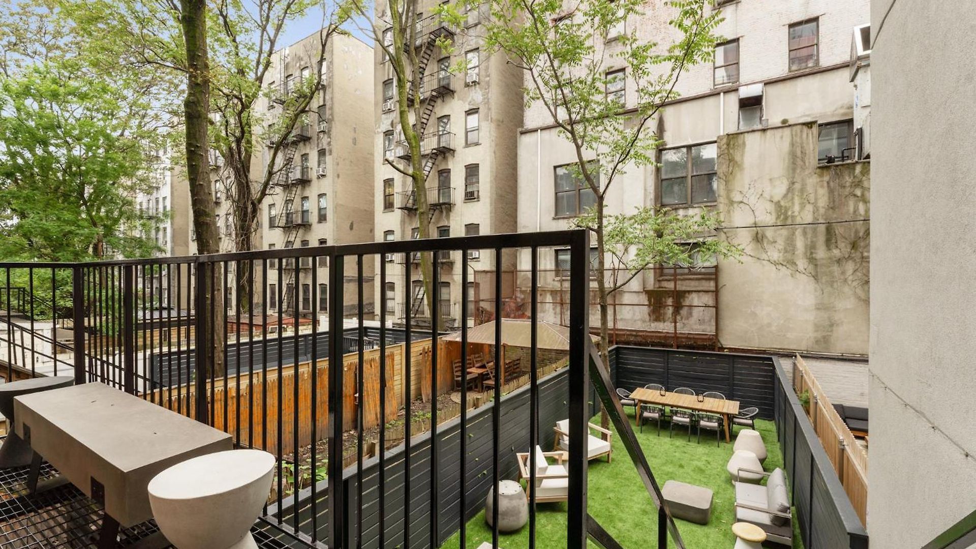 Luxurious Harlem With Modern Amenities, Outdoor Patio!