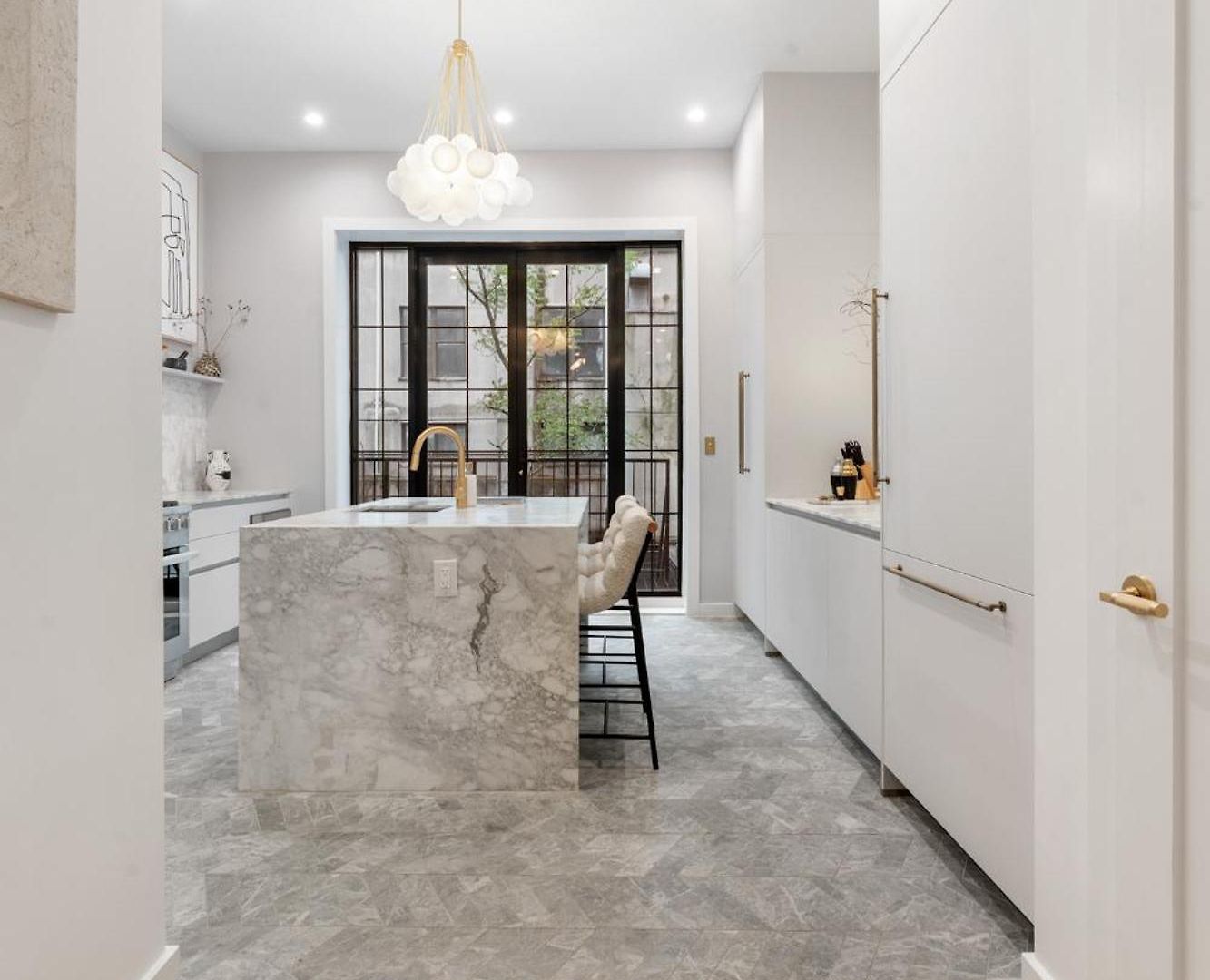 Luxurious Harlem With Modern Amenities, Outdoor Patio! Apartment New York