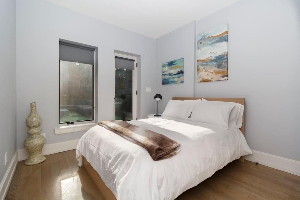 Park South 3 Bedroom With Private Terrace Apartment *