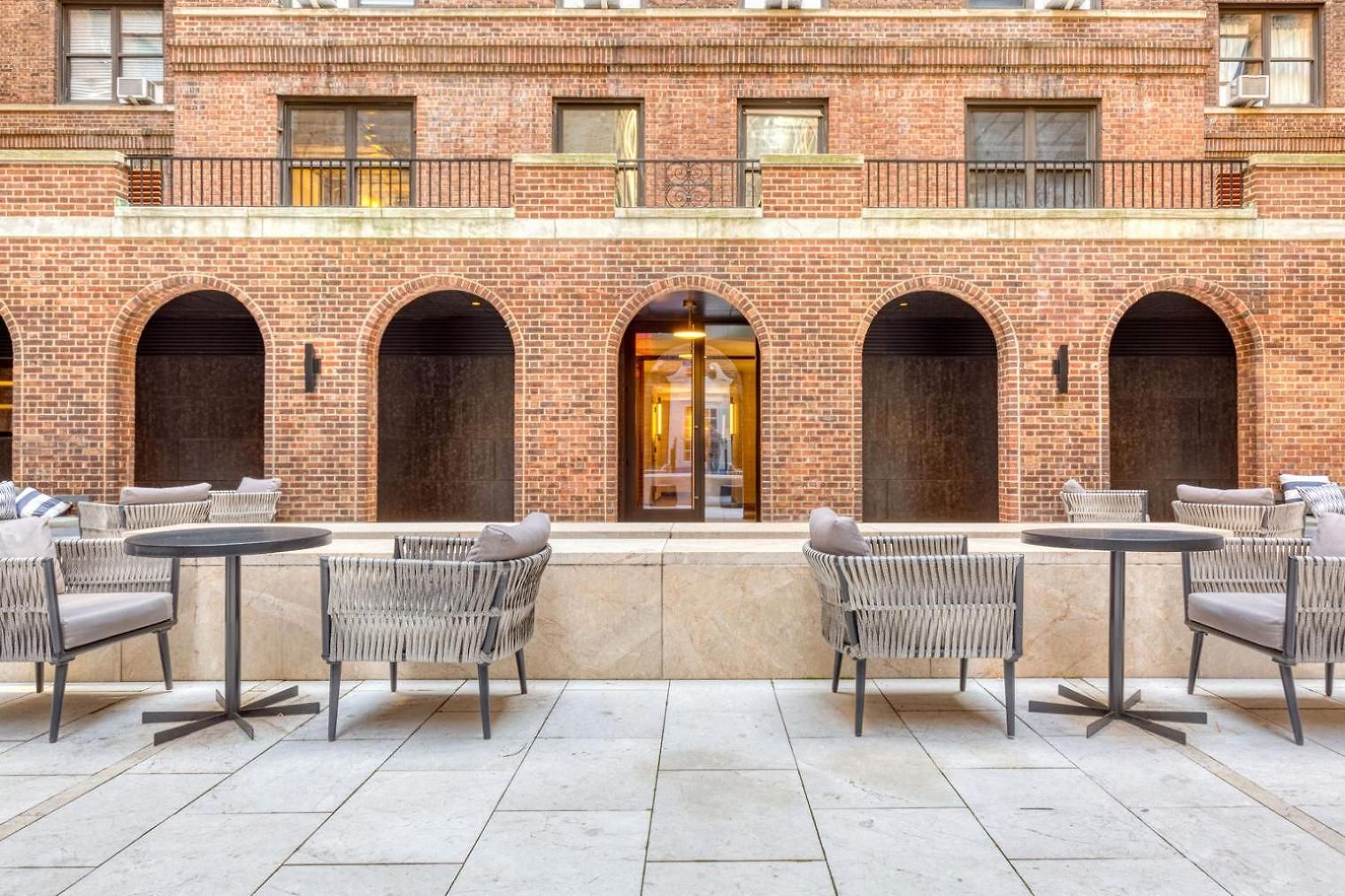 Midtown 1br W Doorman Wd Nr Grand Nyc-779 *