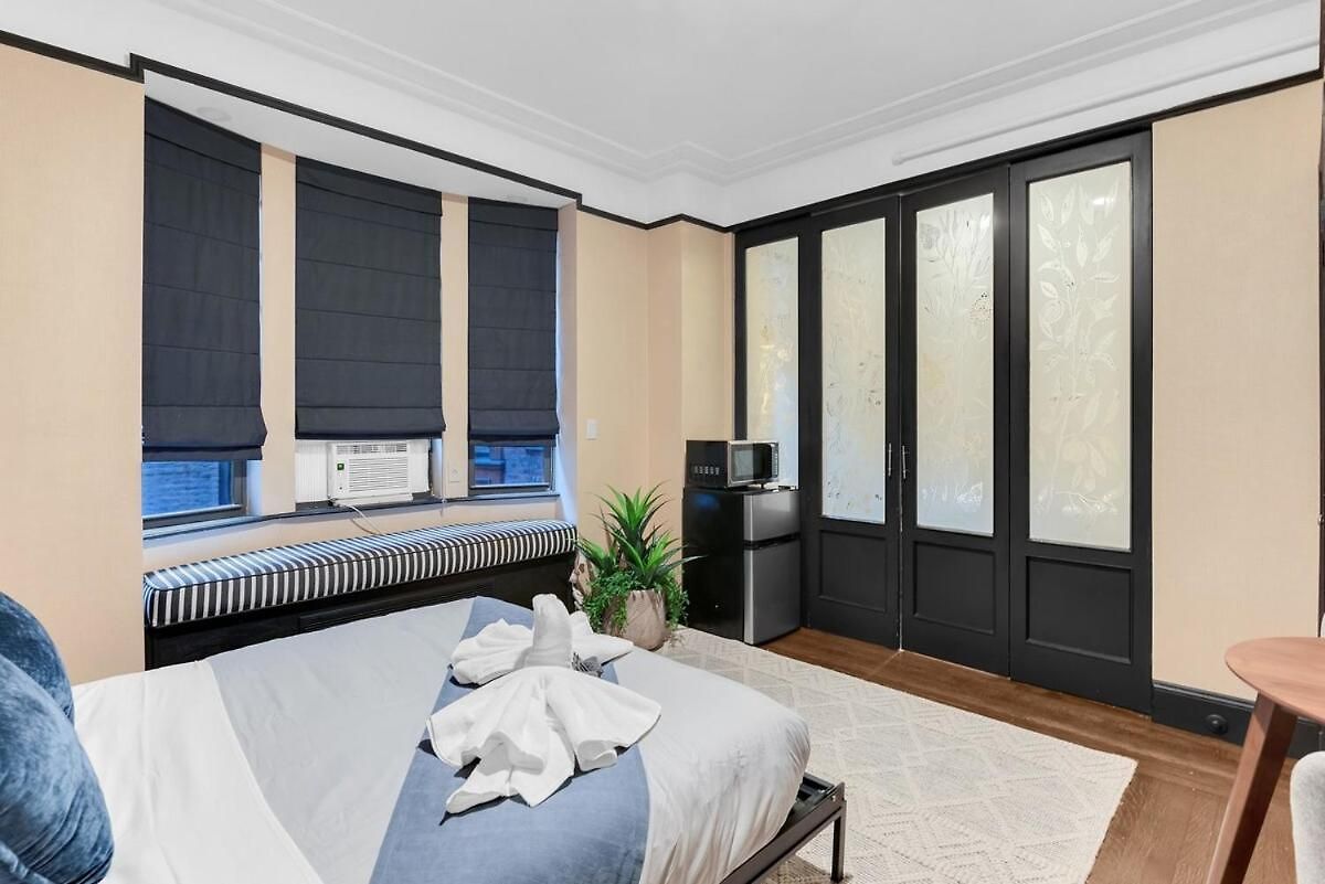 Walking Score In Heart Of With A Gym Apartment *