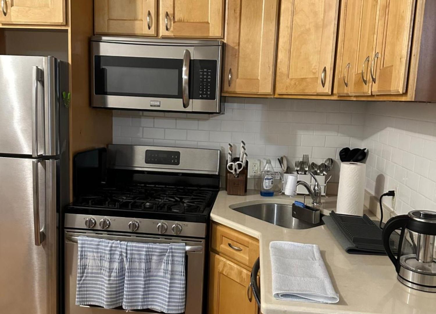 Queens Apartment *