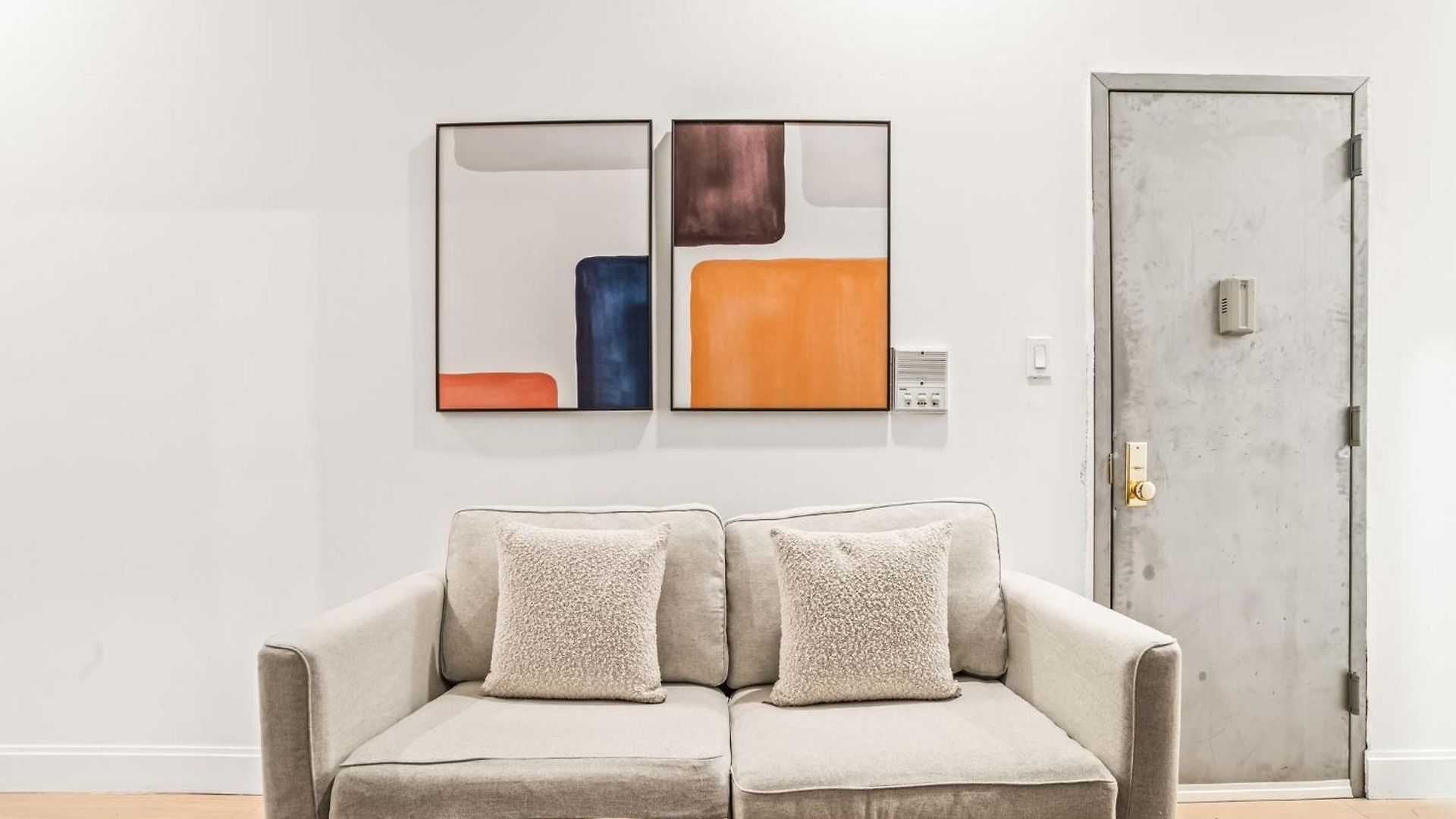 Relaxing 3br 1bath Apartment *