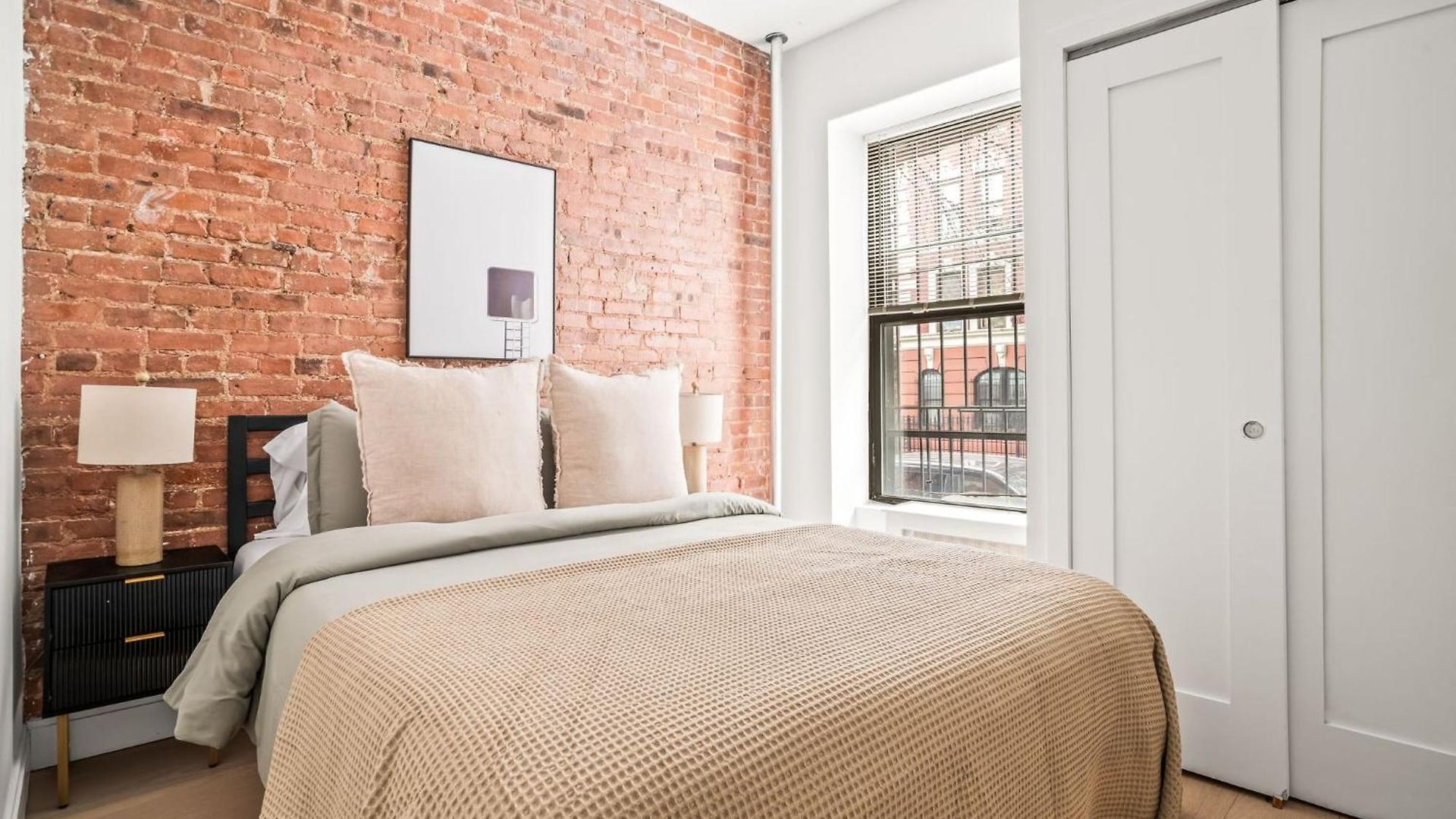 Relaxing 3br 1bath Apartment *