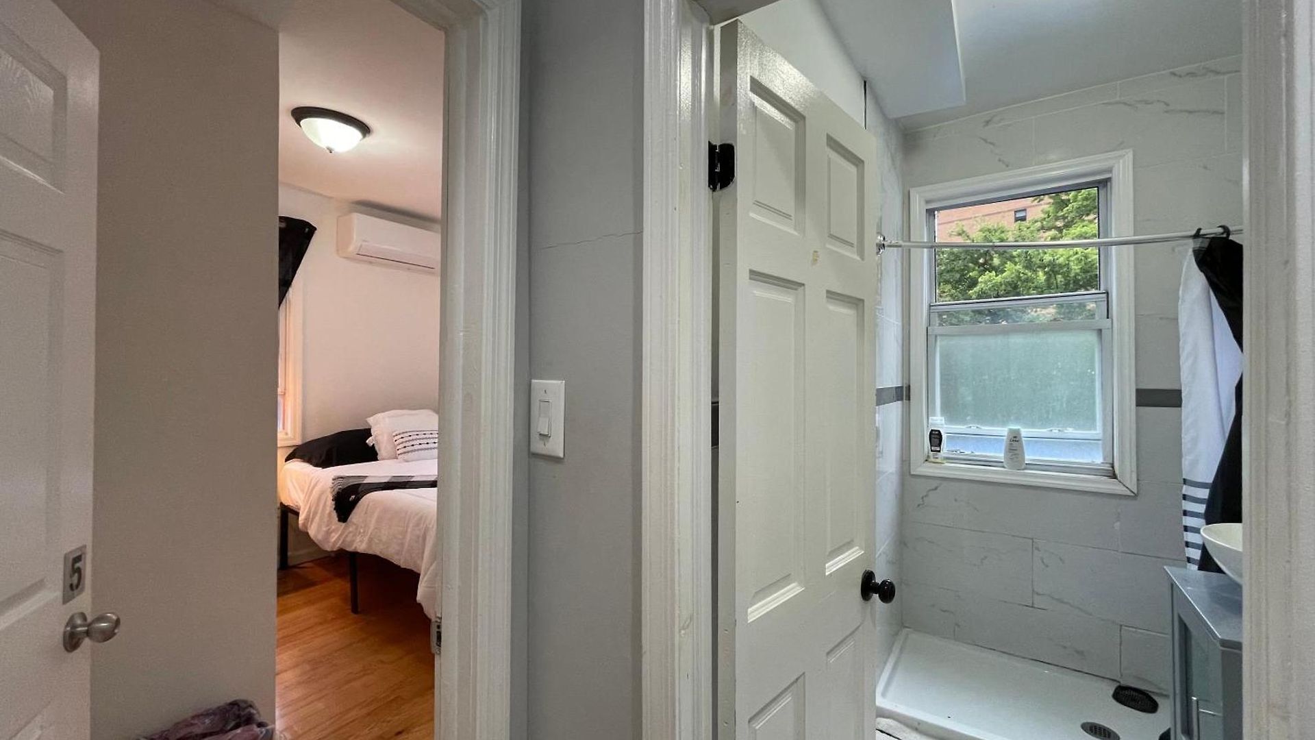 Jhon House * New York