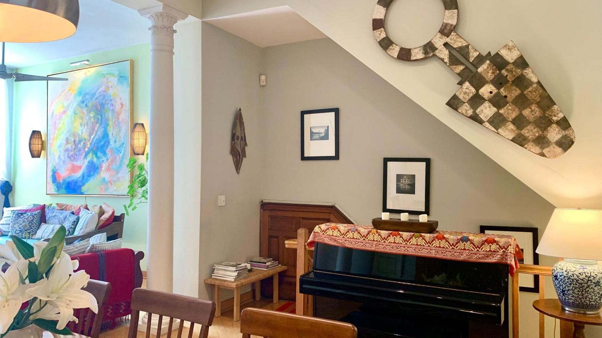 2 Bedrooms With One Private Bathroom In Lovely Homestay