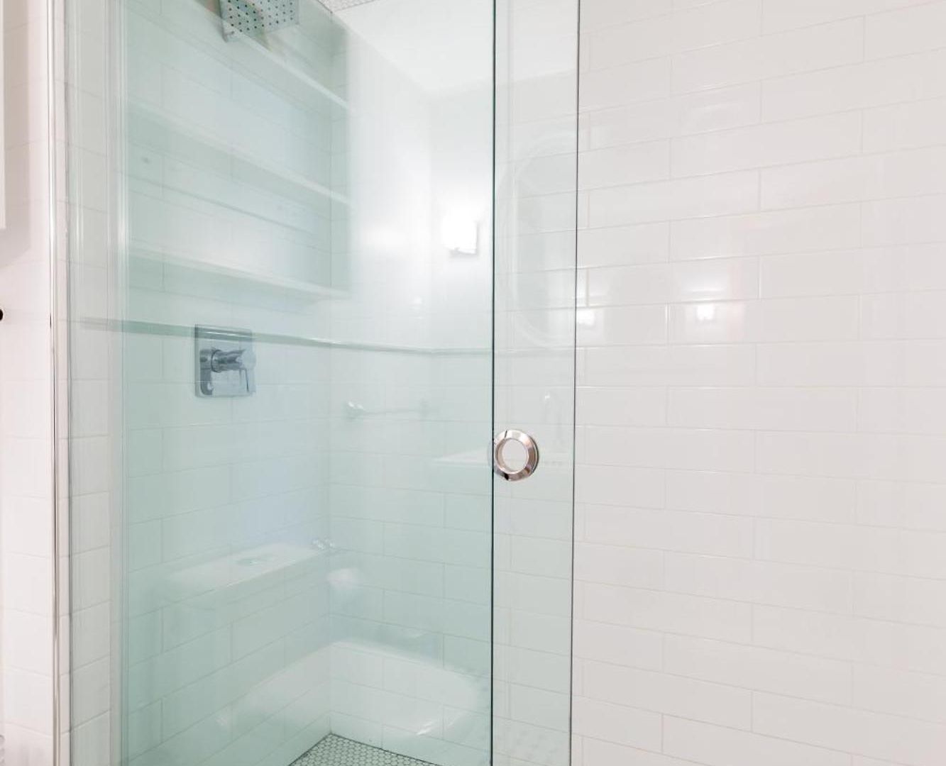 Homestay 2 Bedrooms With One Private Bathroom In Lovely *