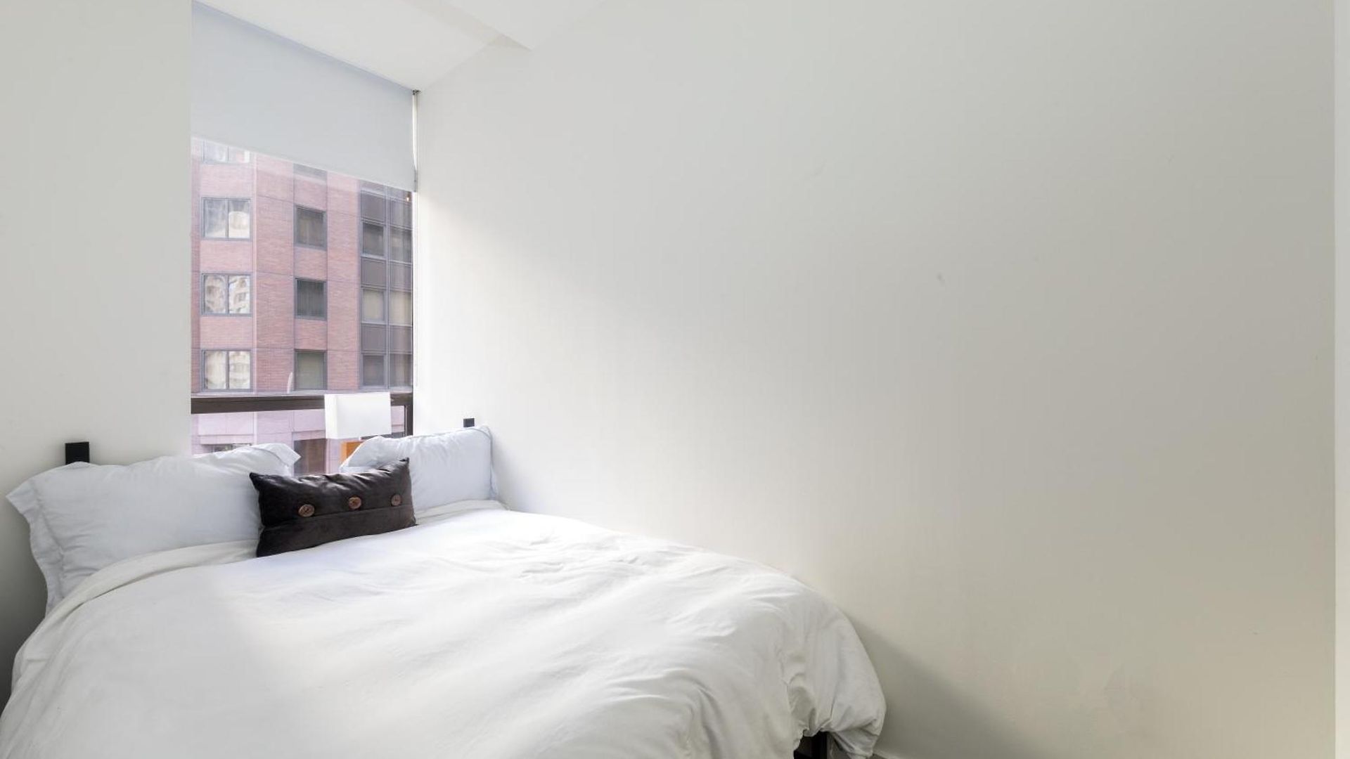 Outstanding & Bright 5bdr & 2 Bth In Downtown Manhattan New York