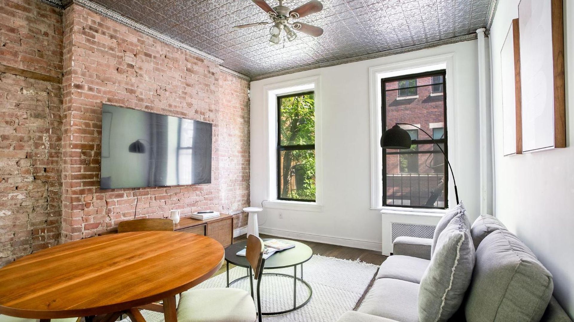 Apartment Sophisticated 2bd On Barrow Street, Greenwich Village *