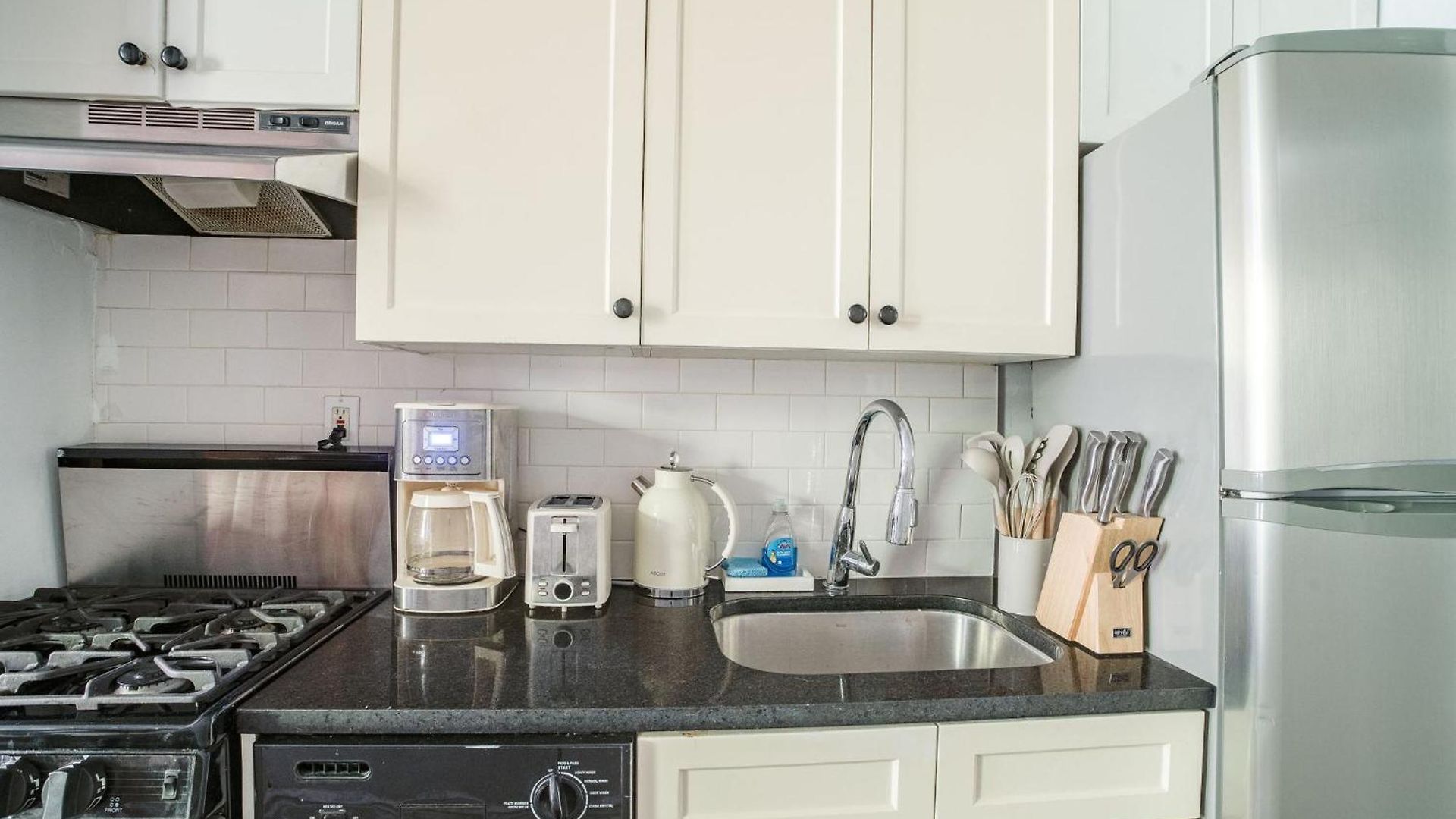 Apartment Sophisticated 2bd On Barrow Street, Greenwich Village *