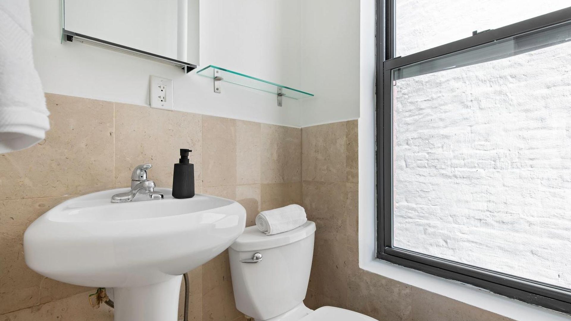 Apartment Marvelous & Cozy 3bdr & 2bth In