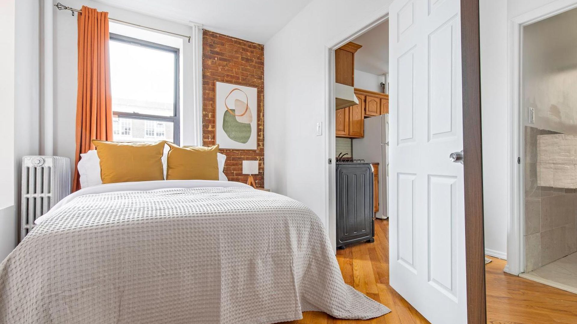 Marvelous & Cozy 3bdr & 2bth In