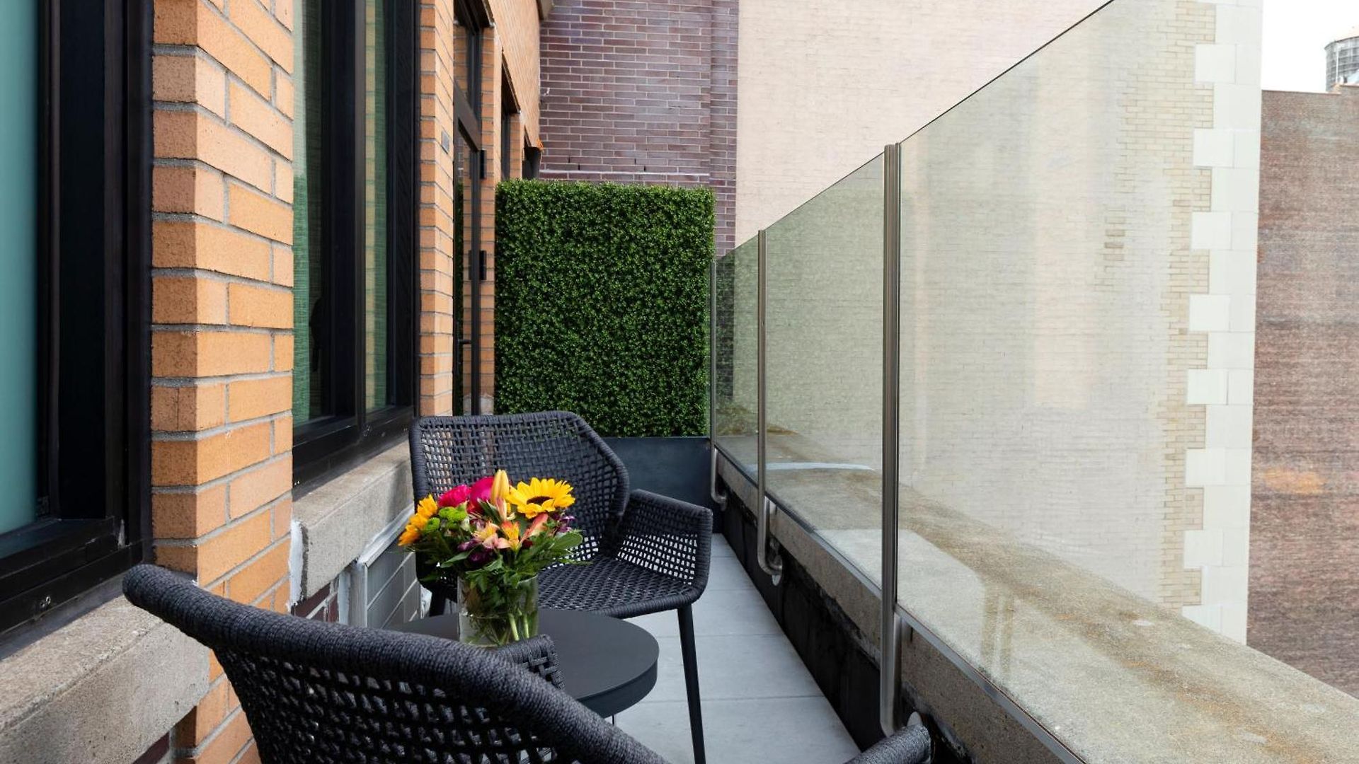 Hotel Broadway Plaza 4*