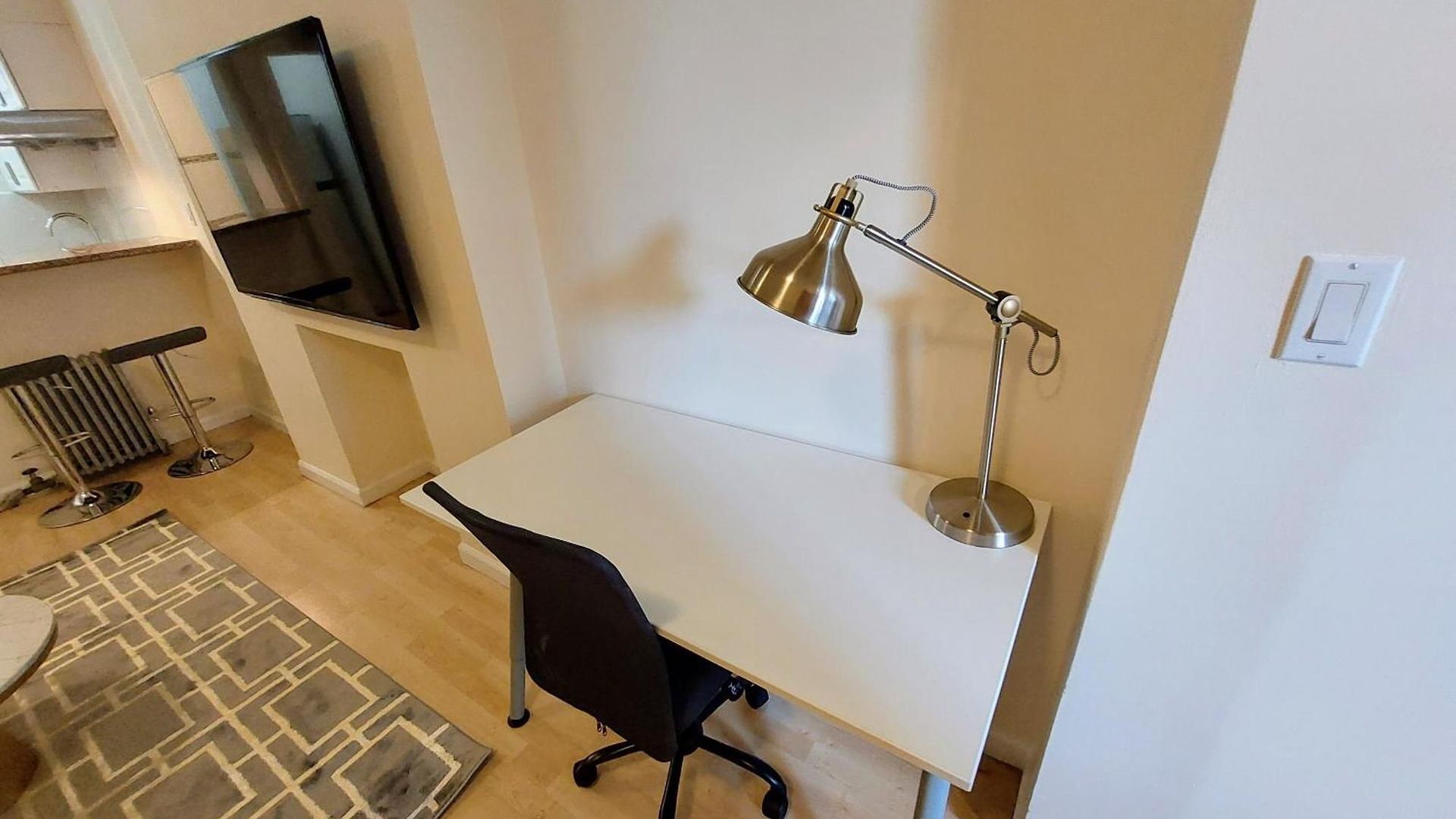 Comfortable With Workstation New York