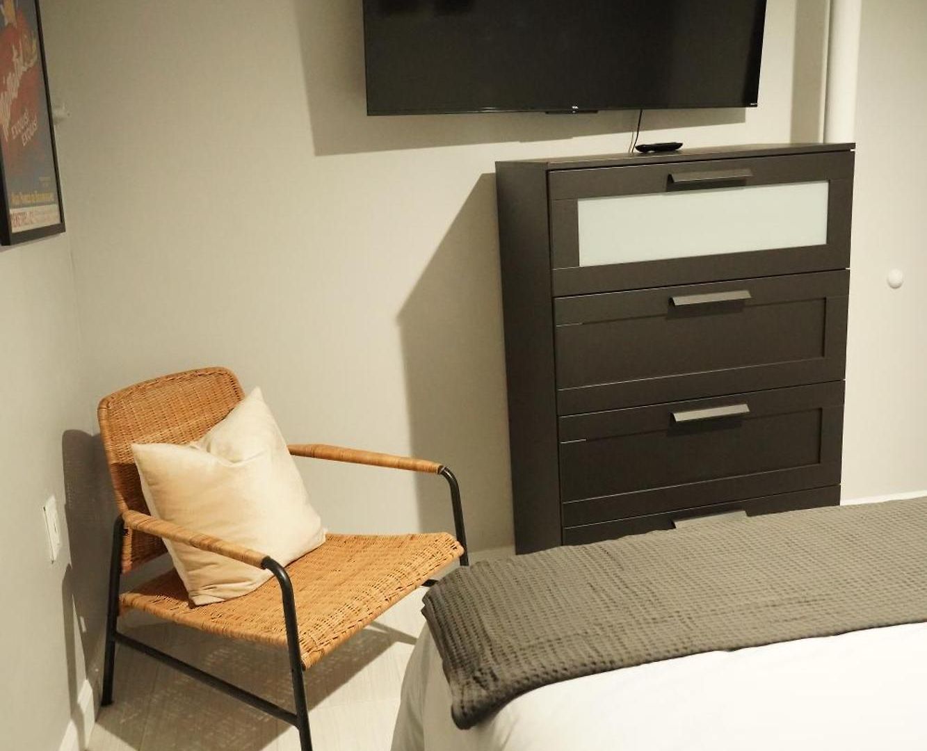 Cozy 2 Bedroom In A Lovely Forest Hills Neighborhood New York