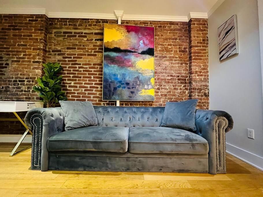 Midtown Luxe Apartment *