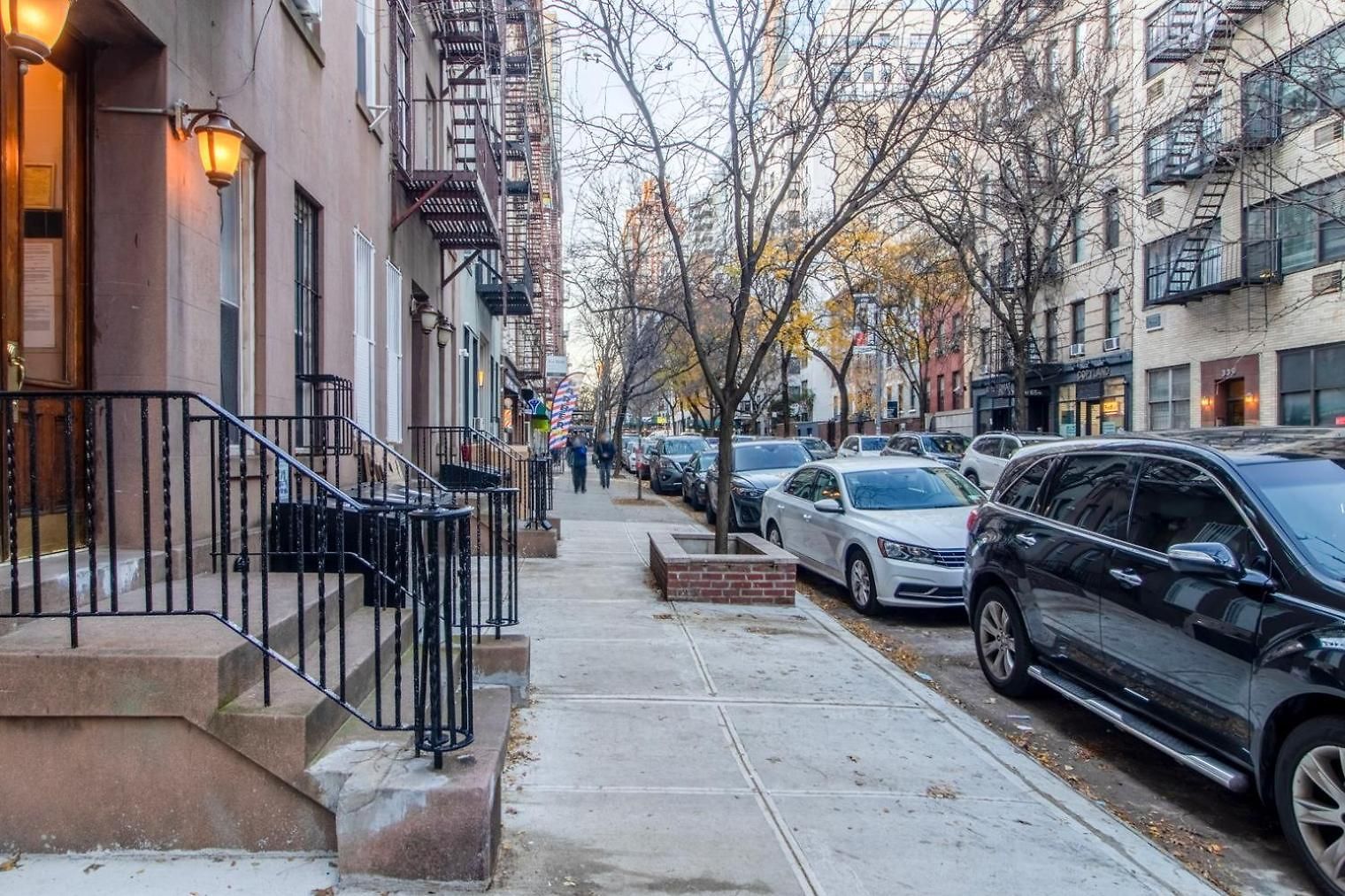 Apartment Lenox Hill 2br W Elevator Doorman Nyc-1012