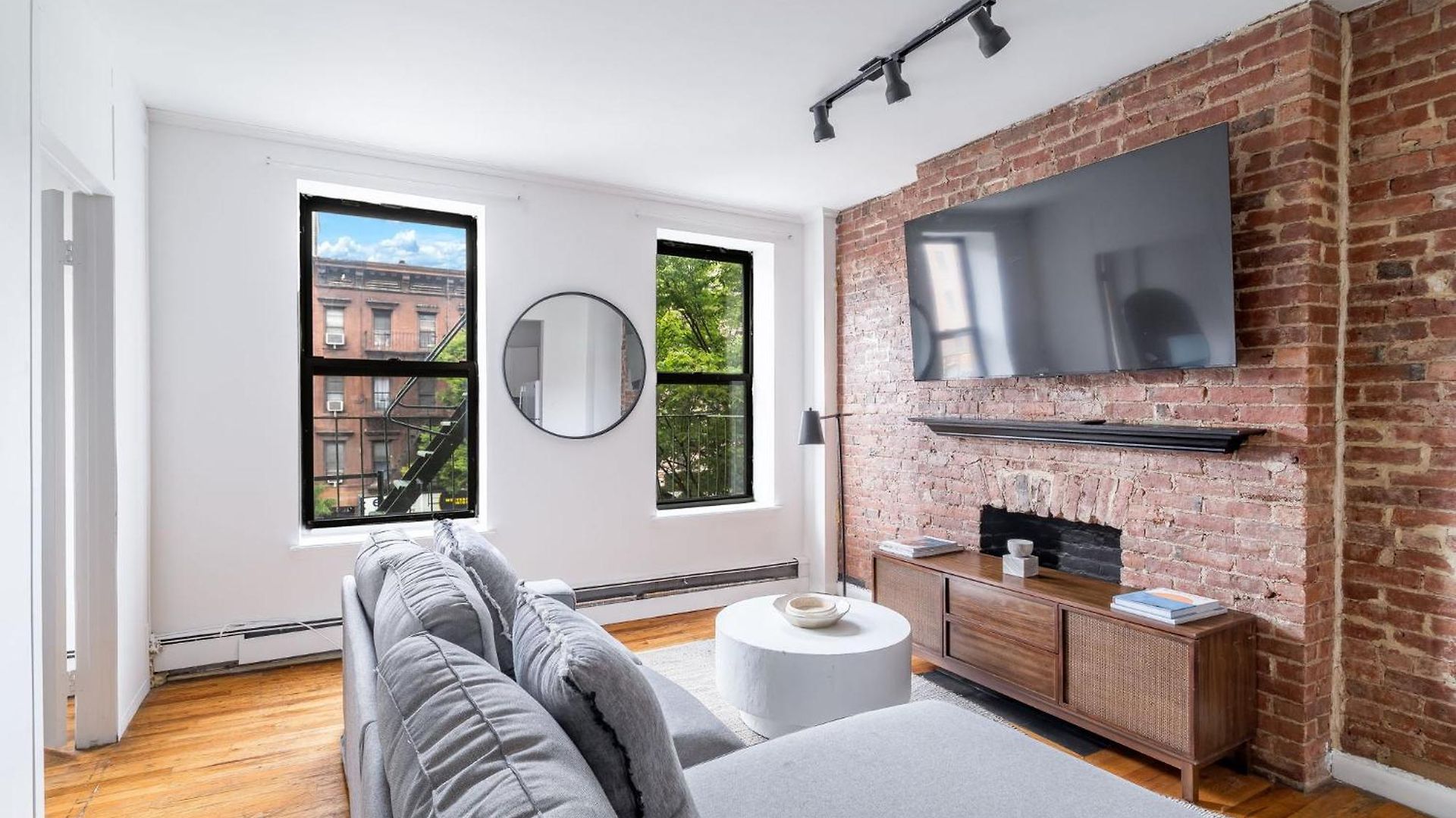 Apartment 3bd 1bath Cozy Near Times Square New York