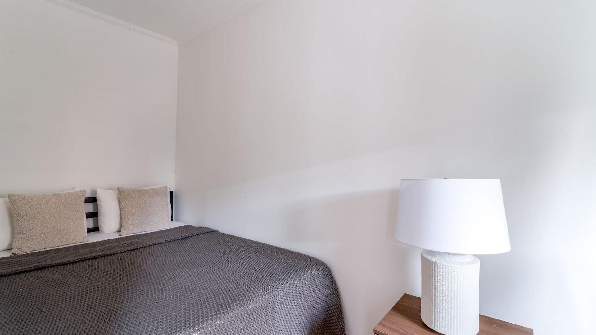 3bd 1bath Cozy Near Times Square *