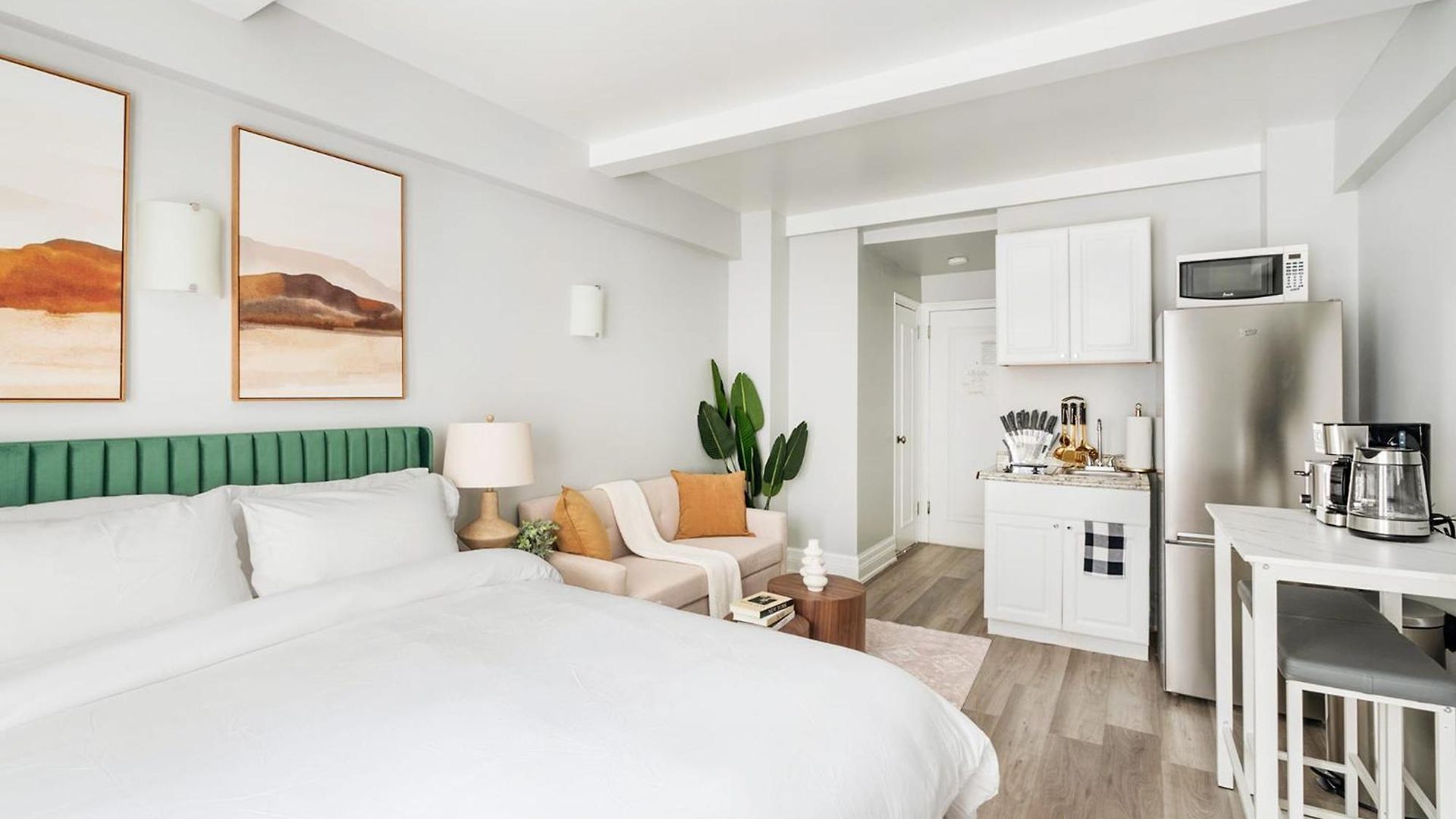 73-518 Newly Reno Uws Doorman Gym Laundry Apartment *
