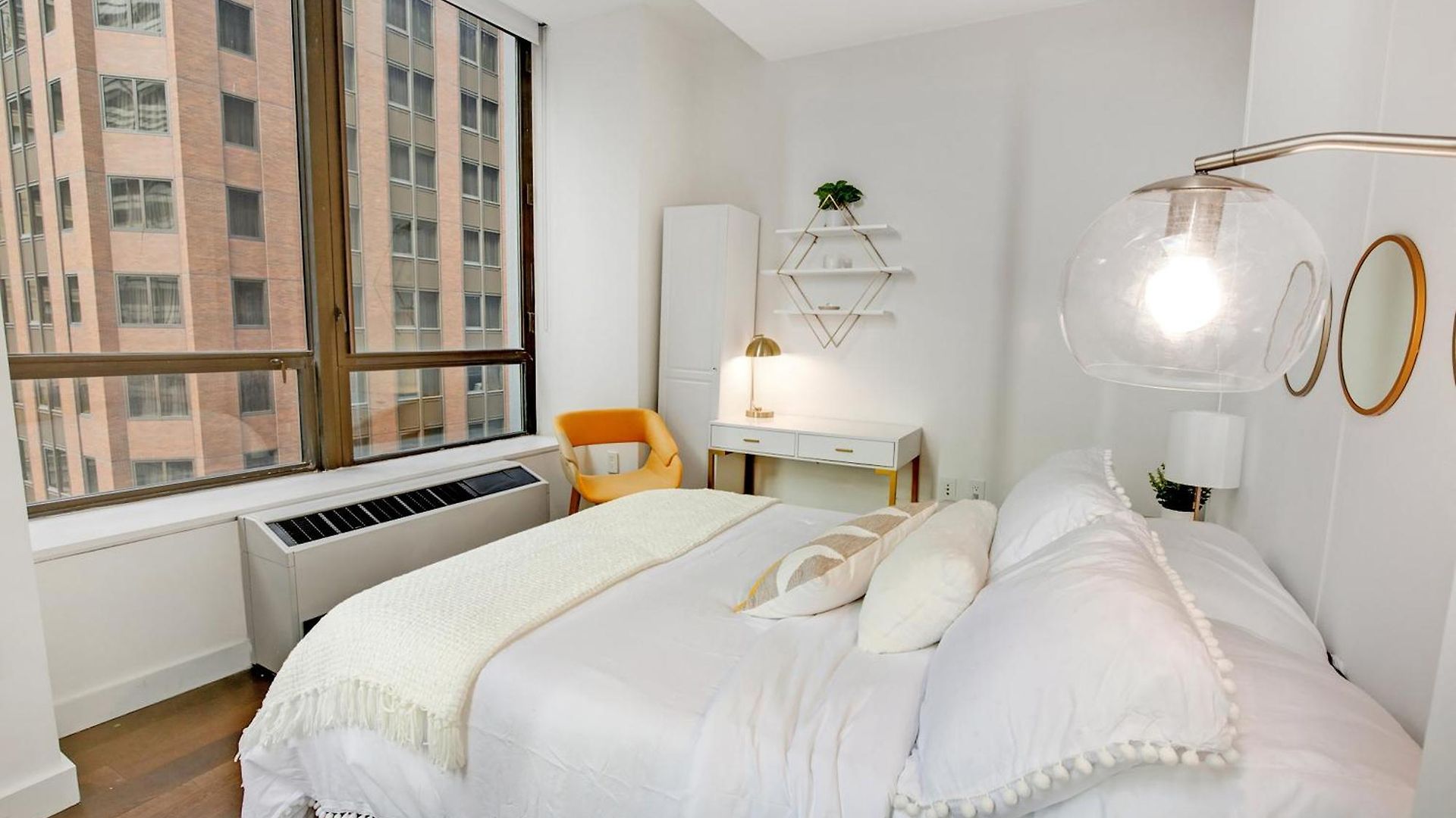 Gorgeous & Stylish 4bdr & 2bth In Downtown Manhattan New York