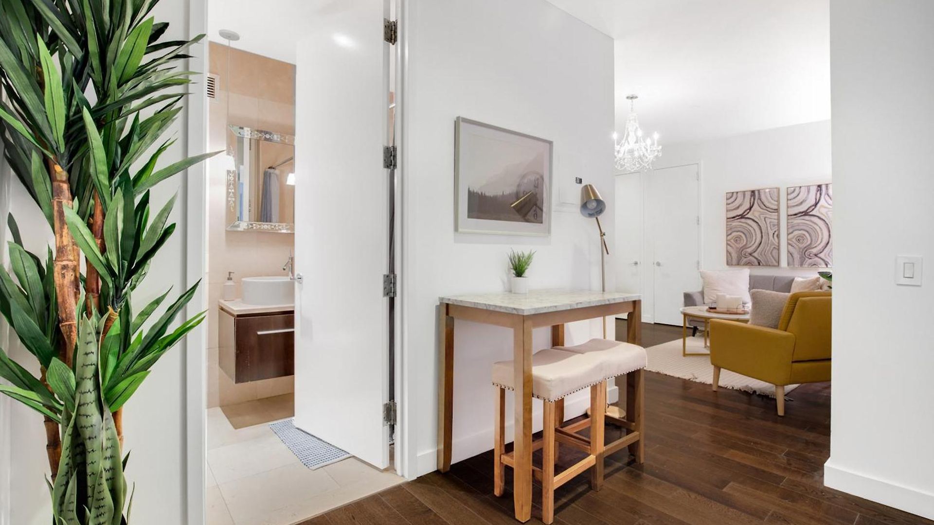 Apartment Gorgeous & Stylish 4bdr & 2bth In Downtown Manhattan