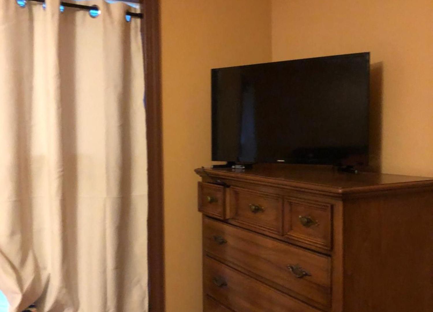 Private Unit With Own Entrance To Share * New York