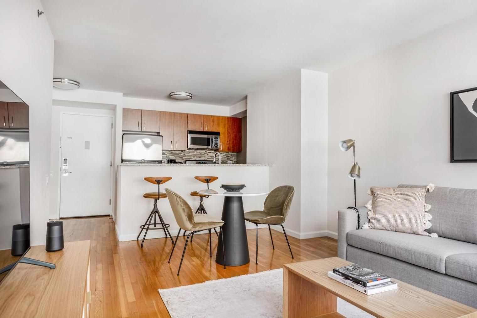 Chelsea 1br W Doorman Gym Nr High Line Nyc-704