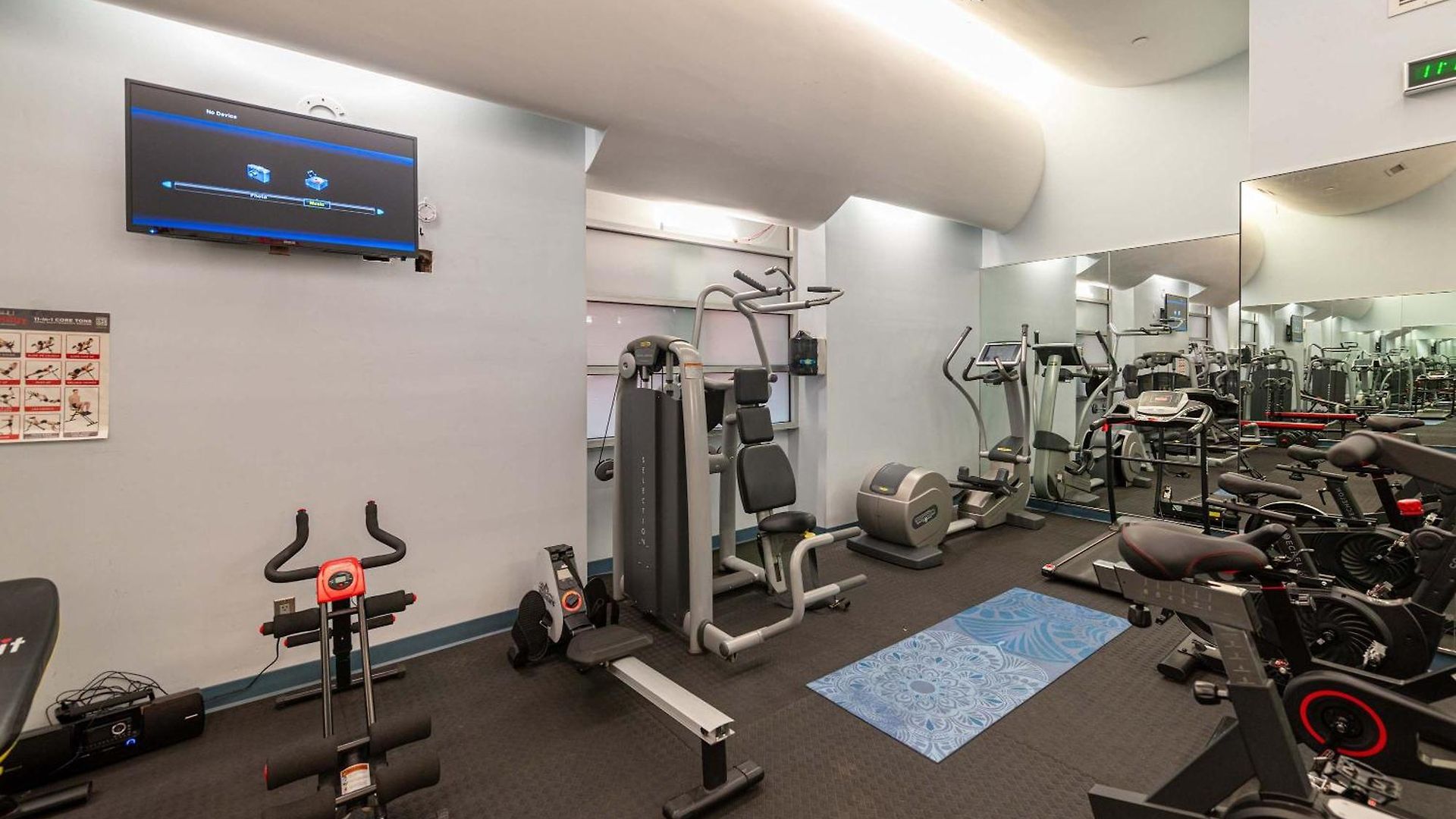 Highly Desired Times Square With Gym