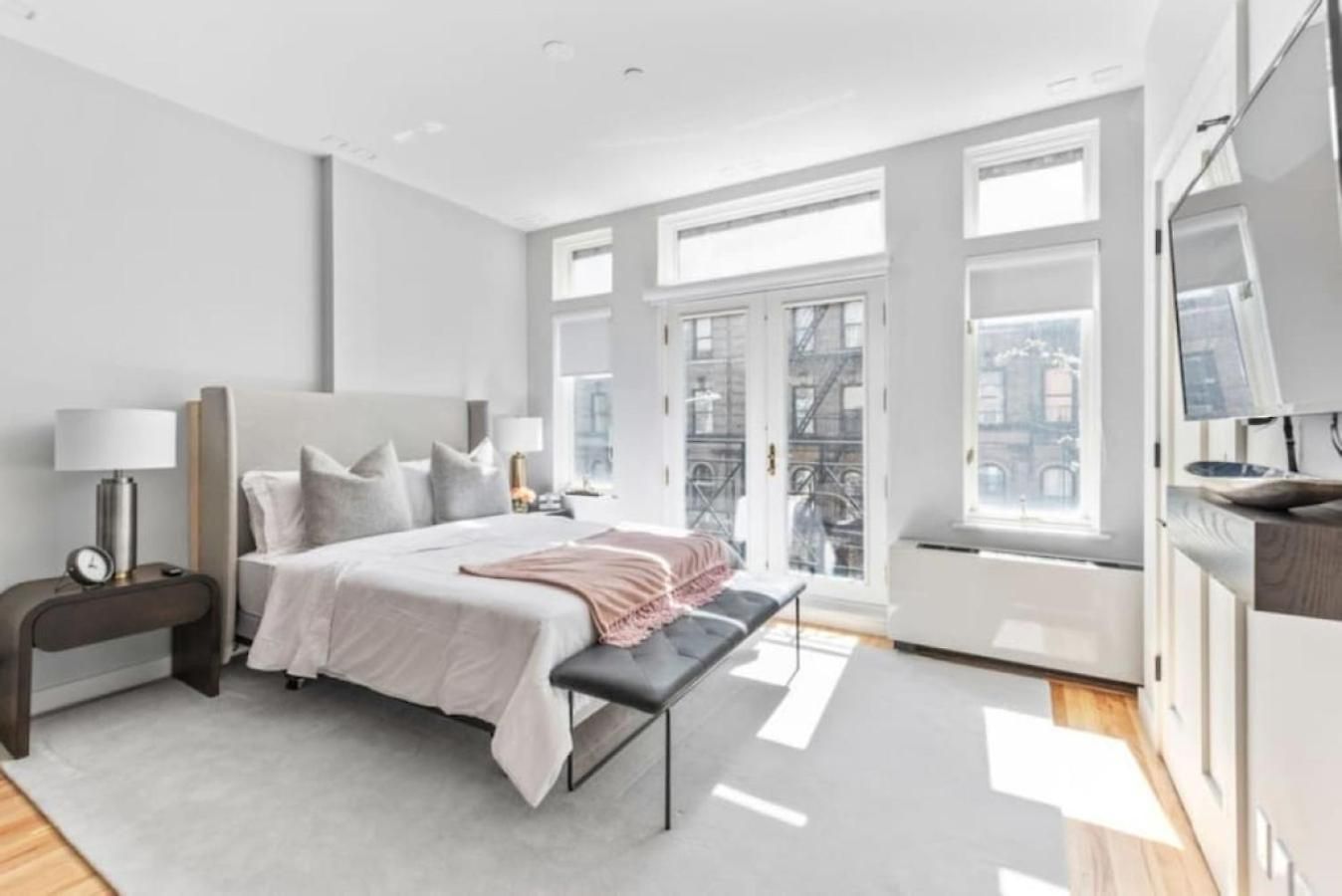 Luxe W Juliet Balcony In Upper East * New York