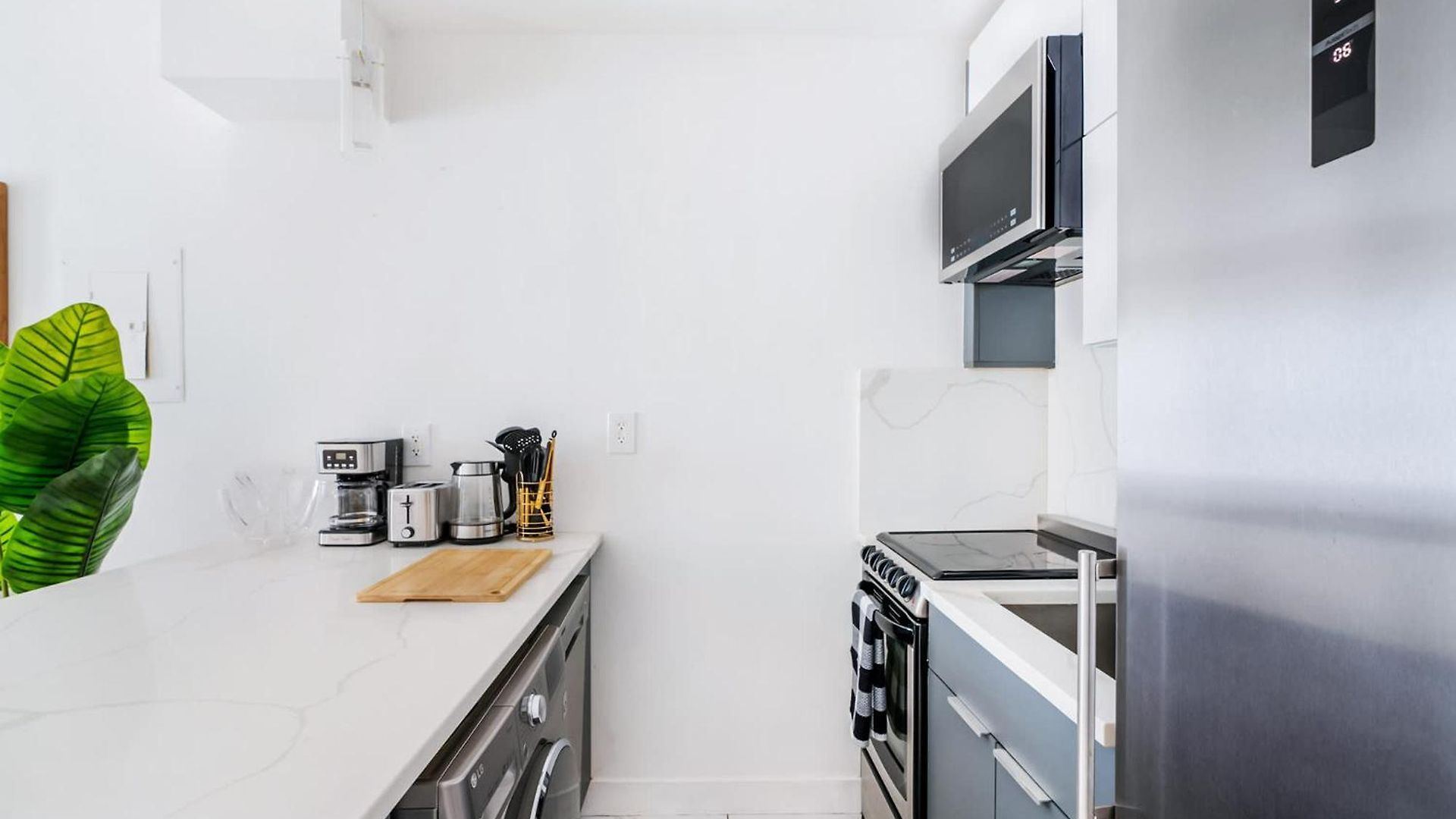 1597-4 Brand New Prime Ues W D Walk To C Park *