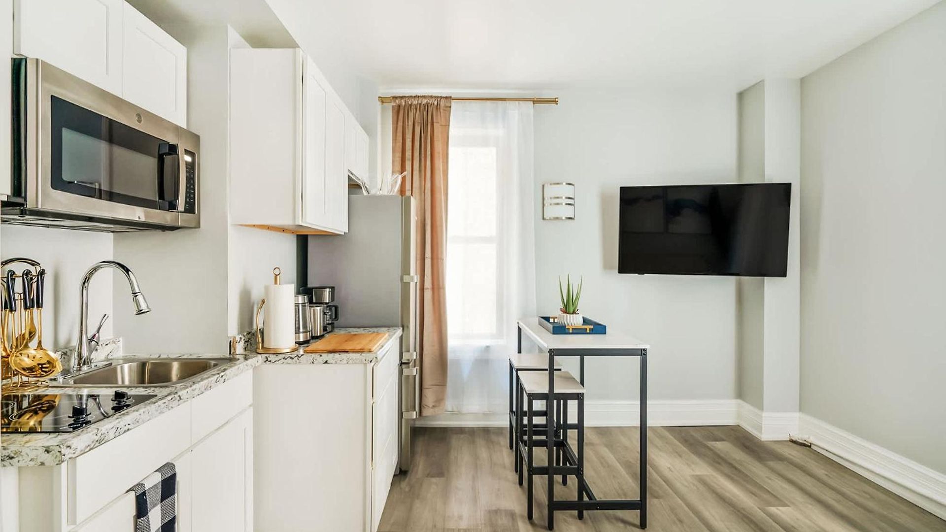 73-1406 New 1br 1bth Uws Doorman Gym *