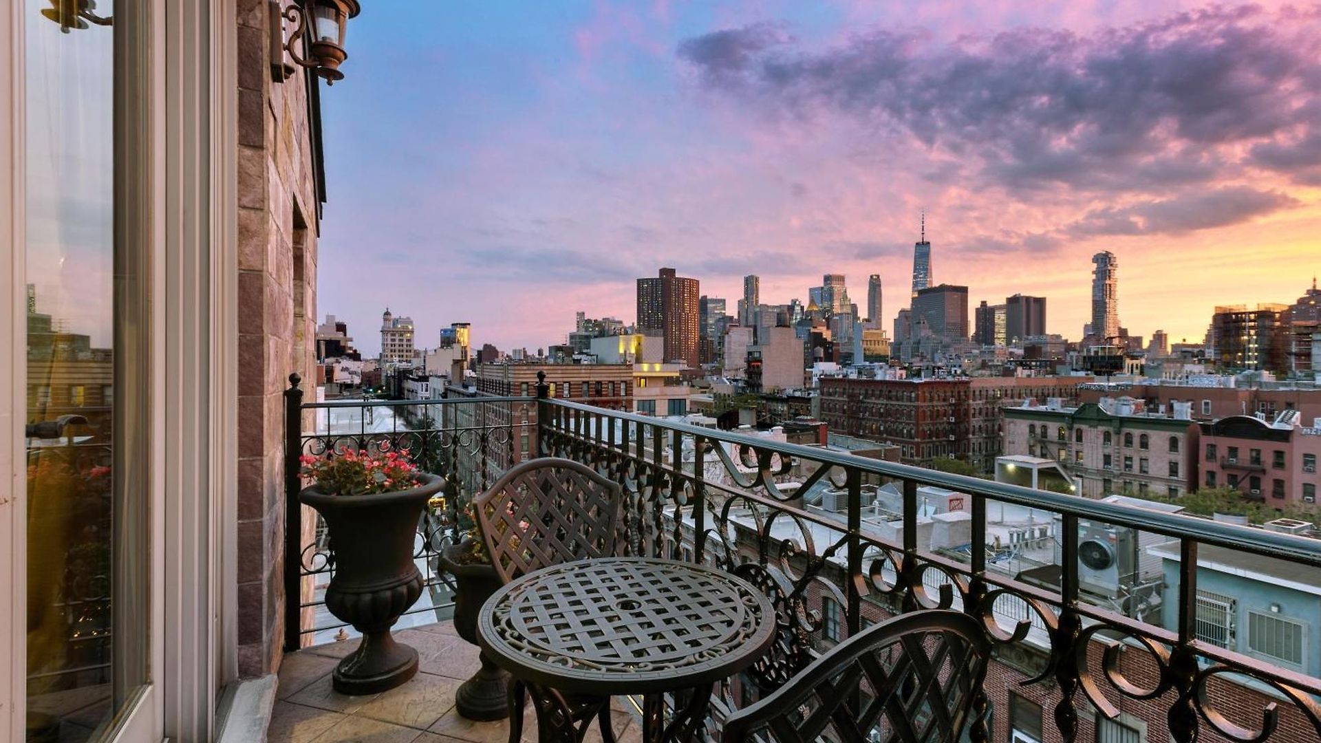 Hotel The Historic Blue Moon - Nyc