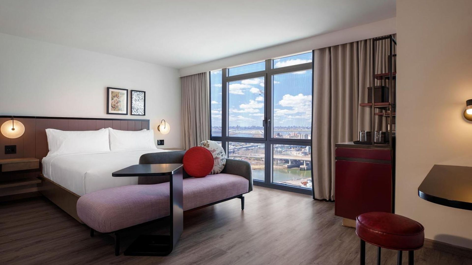 Renaissance Flushing At Tangram Hotel 4*