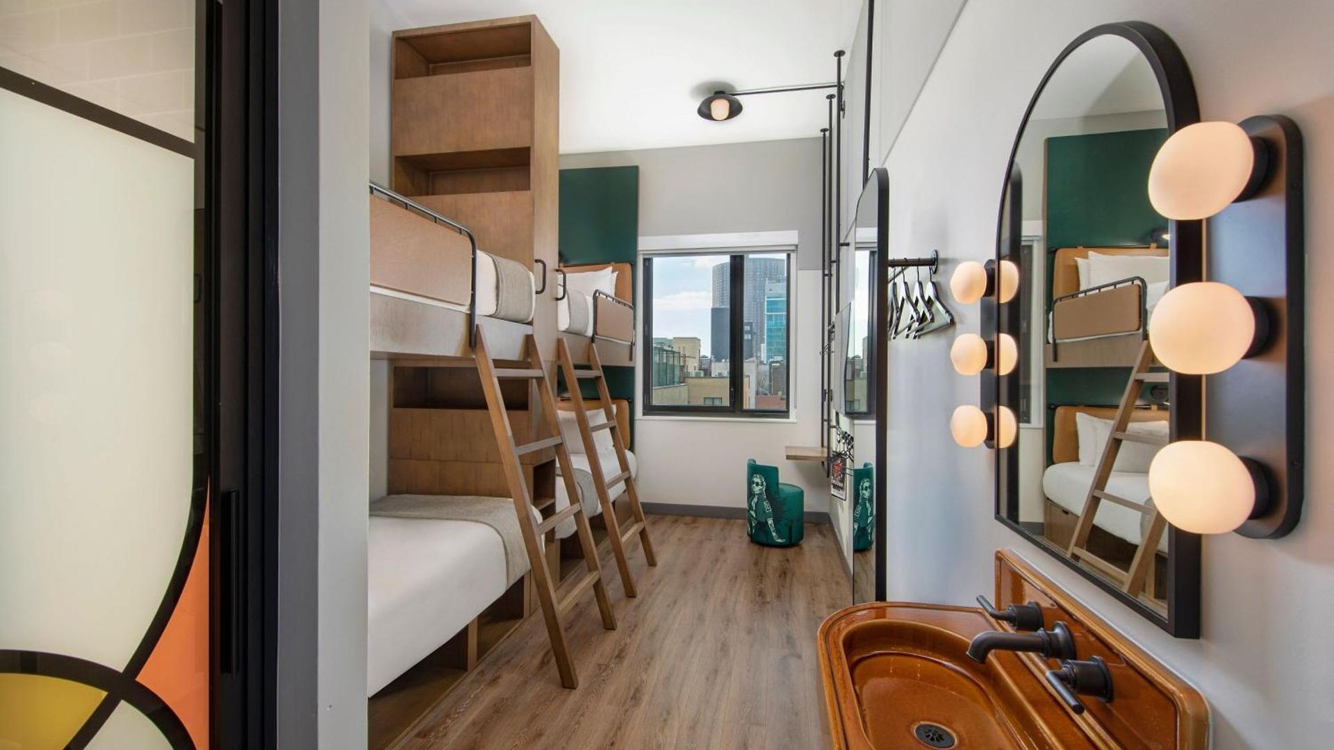 Moxy Nyc Lower East Side Hotel New York