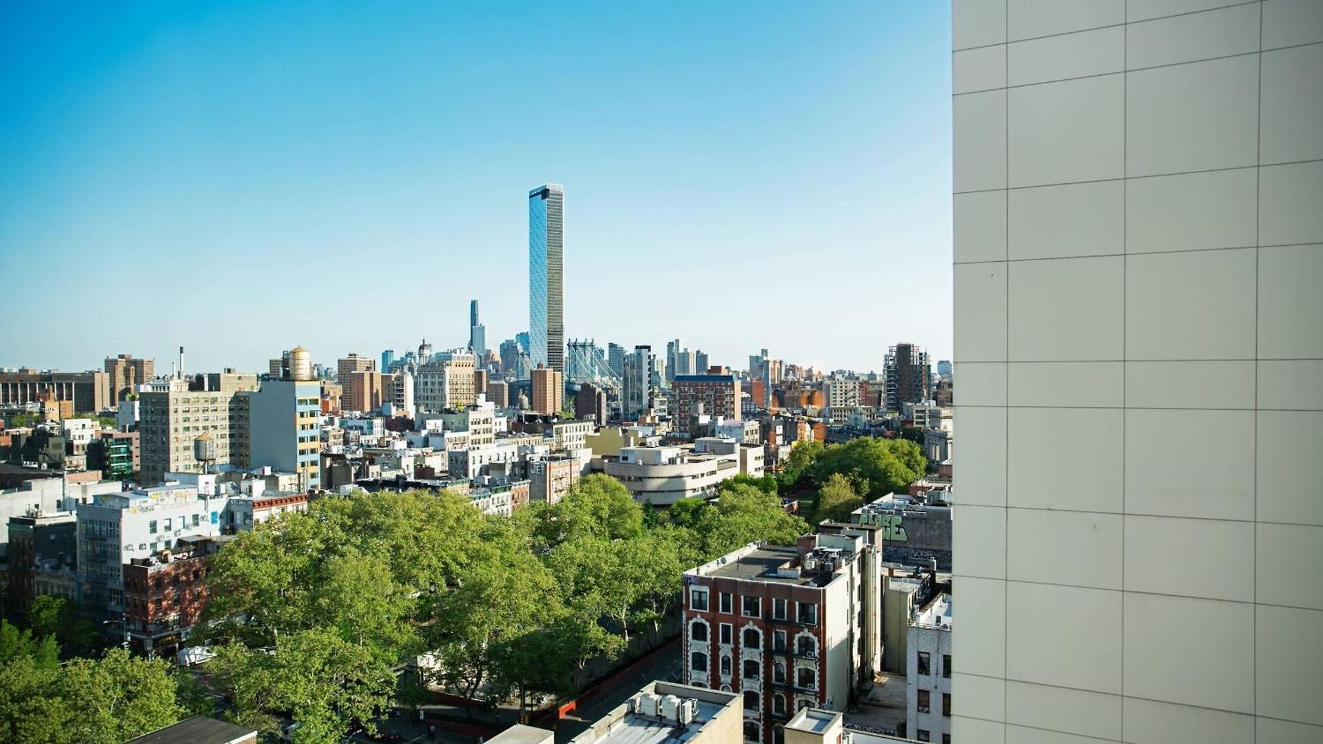 Moxy Nyc Lower East Side Hotel New York