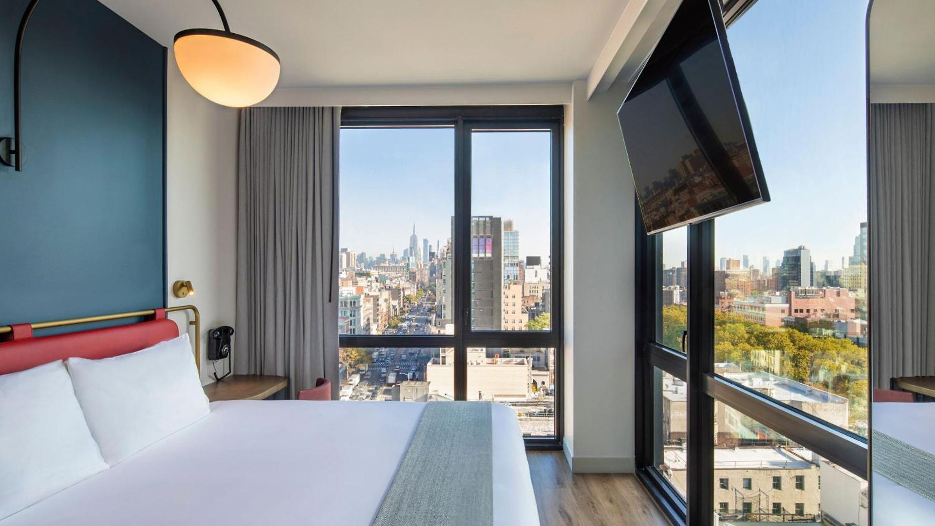 Moxy Nyc Lower East Side Hotel