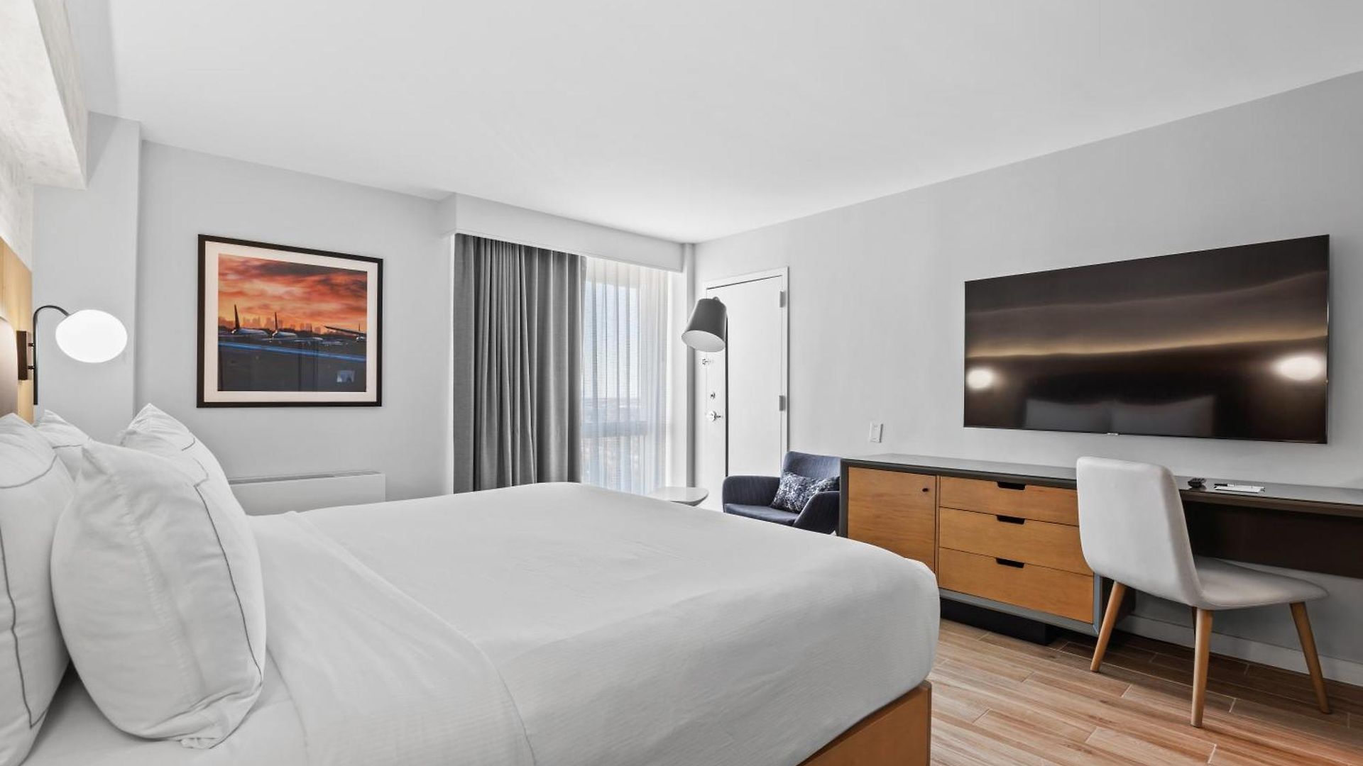 Hotel Doubletree By Hilton Jfk Airport 3*