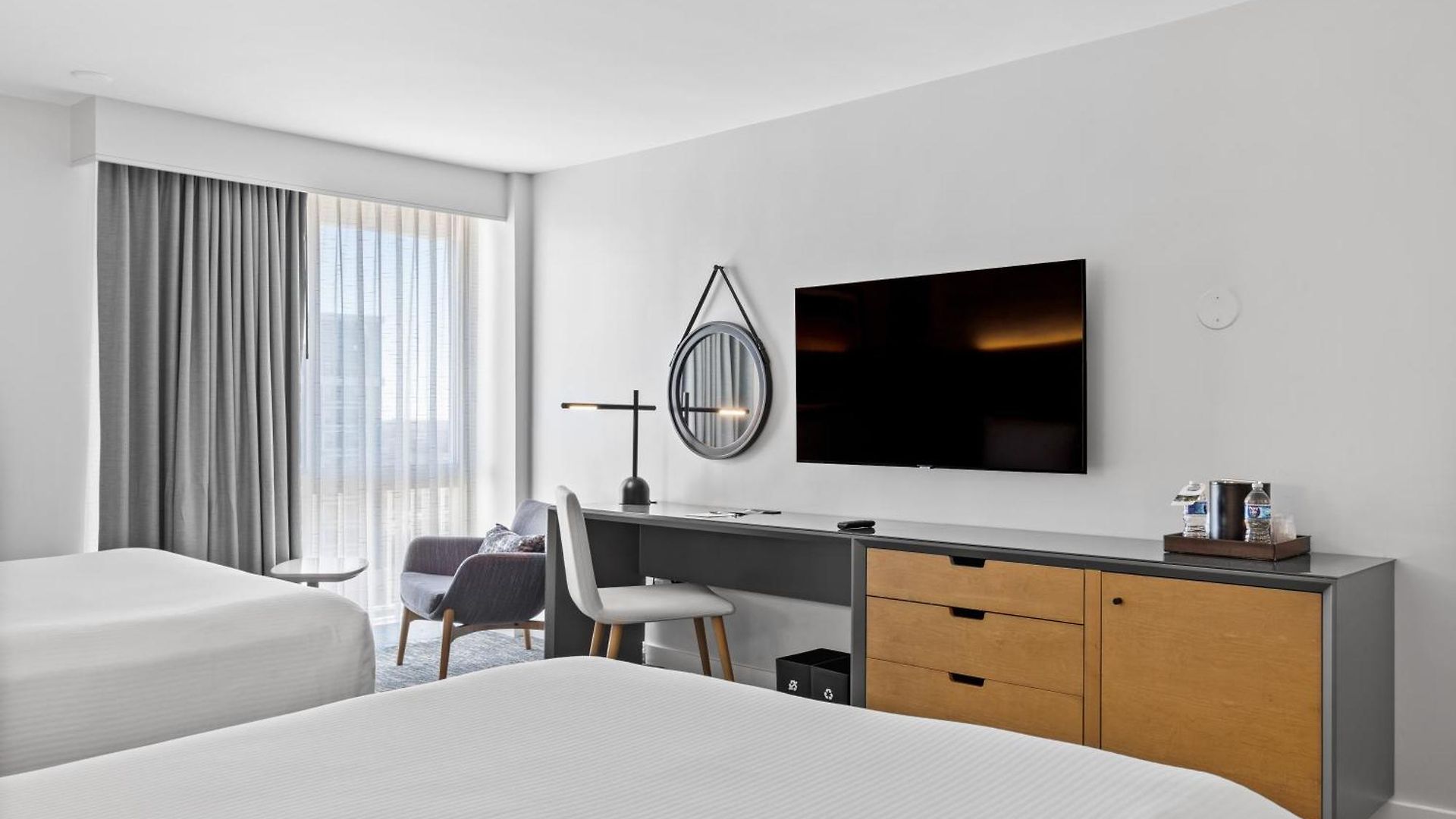 Doubletree By Hilton Jfk Airport 3*