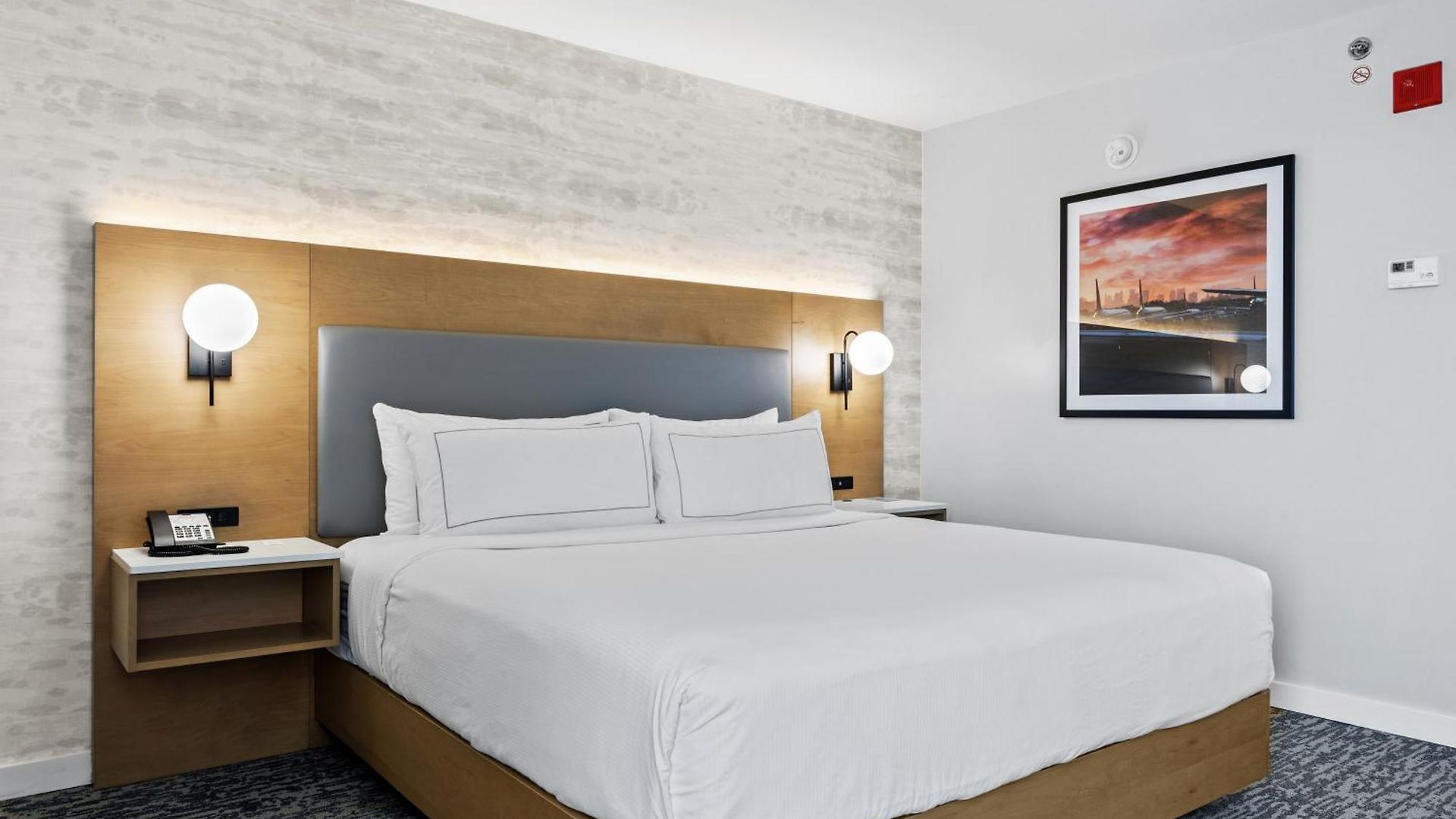 Doubletree By Hilton Jfk Airport Hotel New York