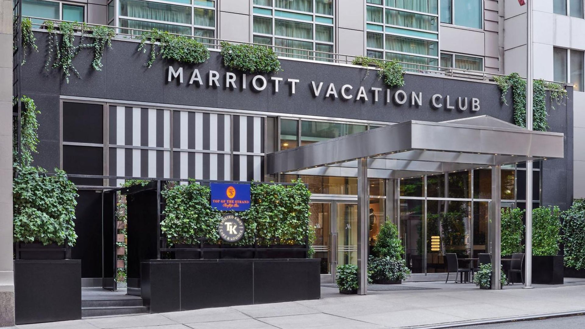 Marriott Vacation Club, City  4*