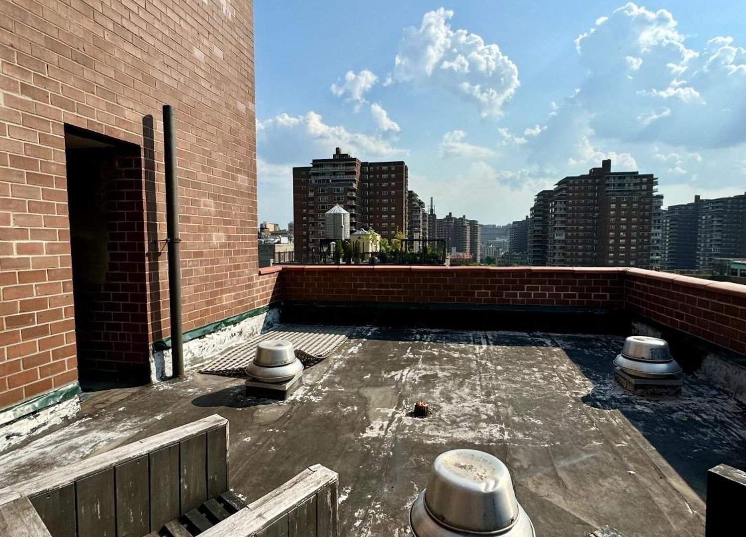 Apartment Stylish Duplex Penthouse With Large Outdoor Space