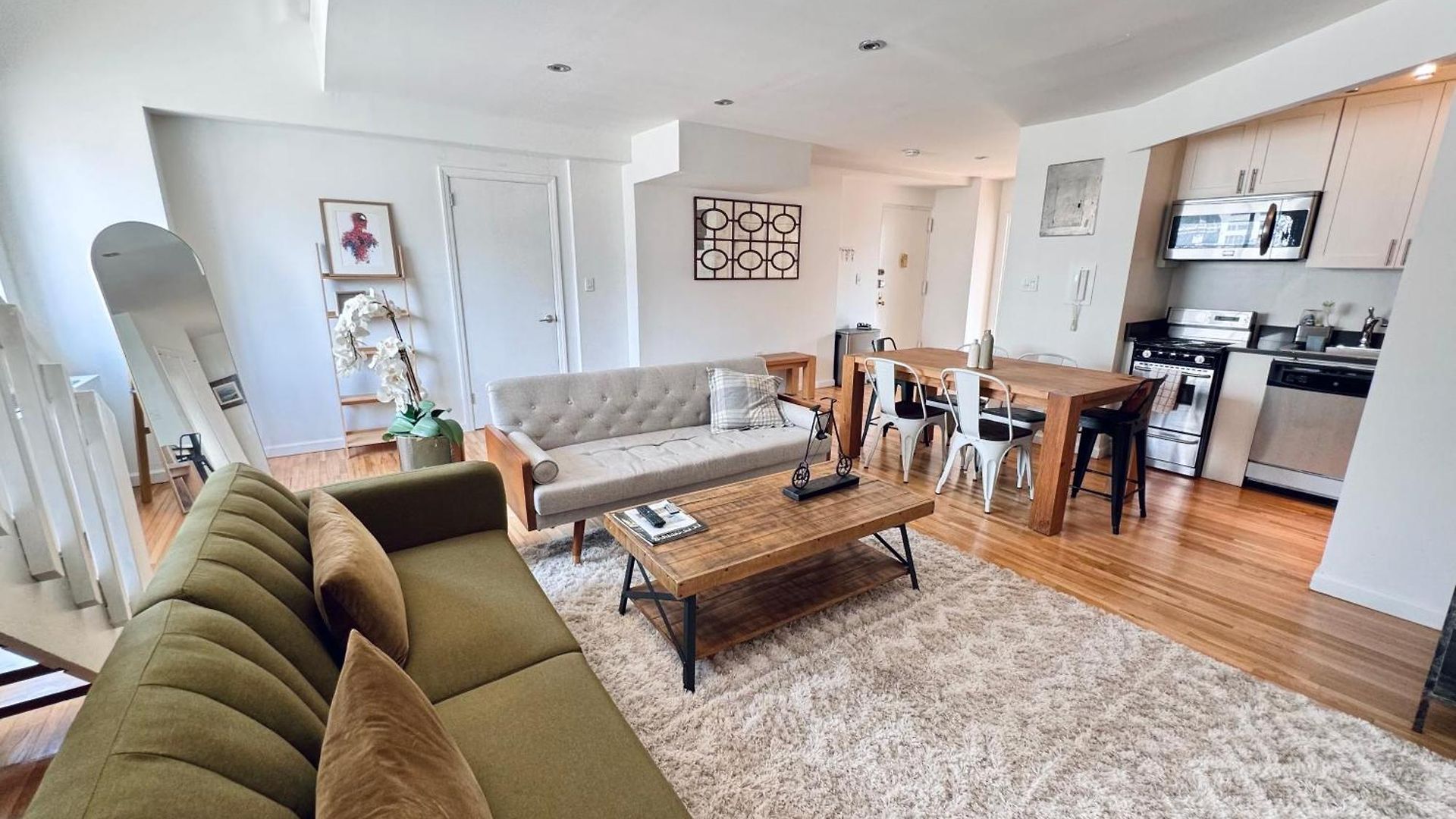Stylish Duplex Penthouse With Large Outdoor Space Apartment